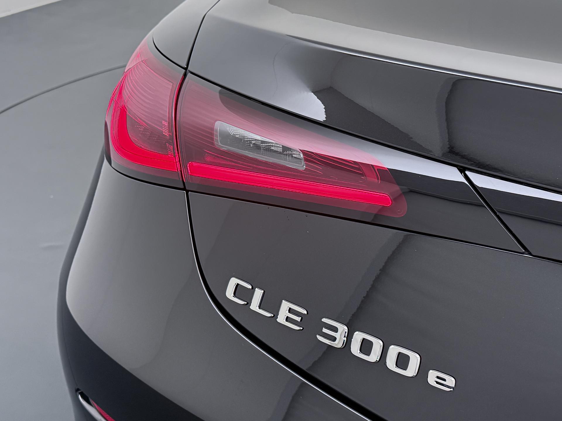 Mercedes-Benz CLE Coupé 300 e AMG Line 16