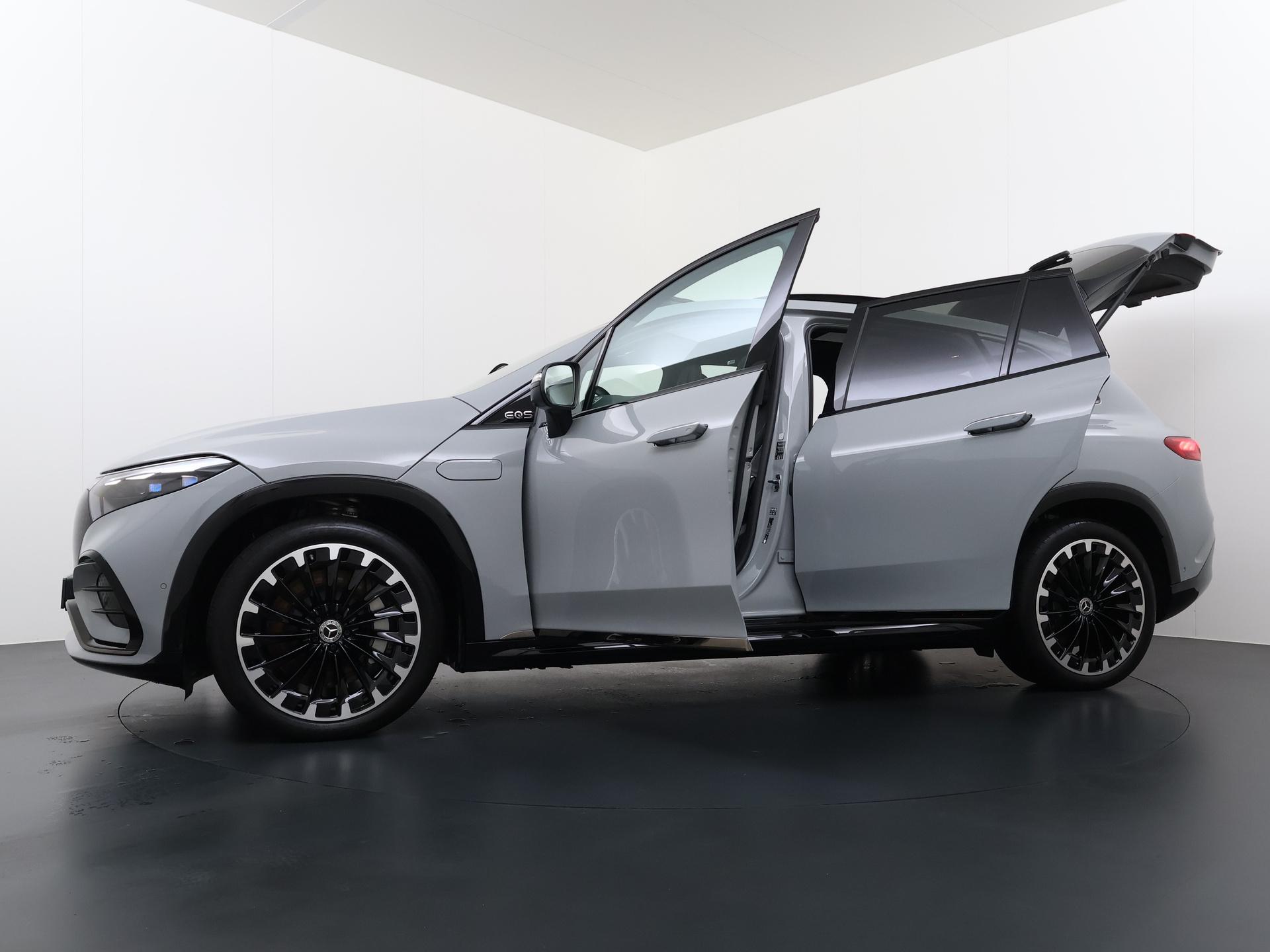 Mercedes-Benz EQS SUV 450 4MATIC AMG Line 118 kWh Accu 10