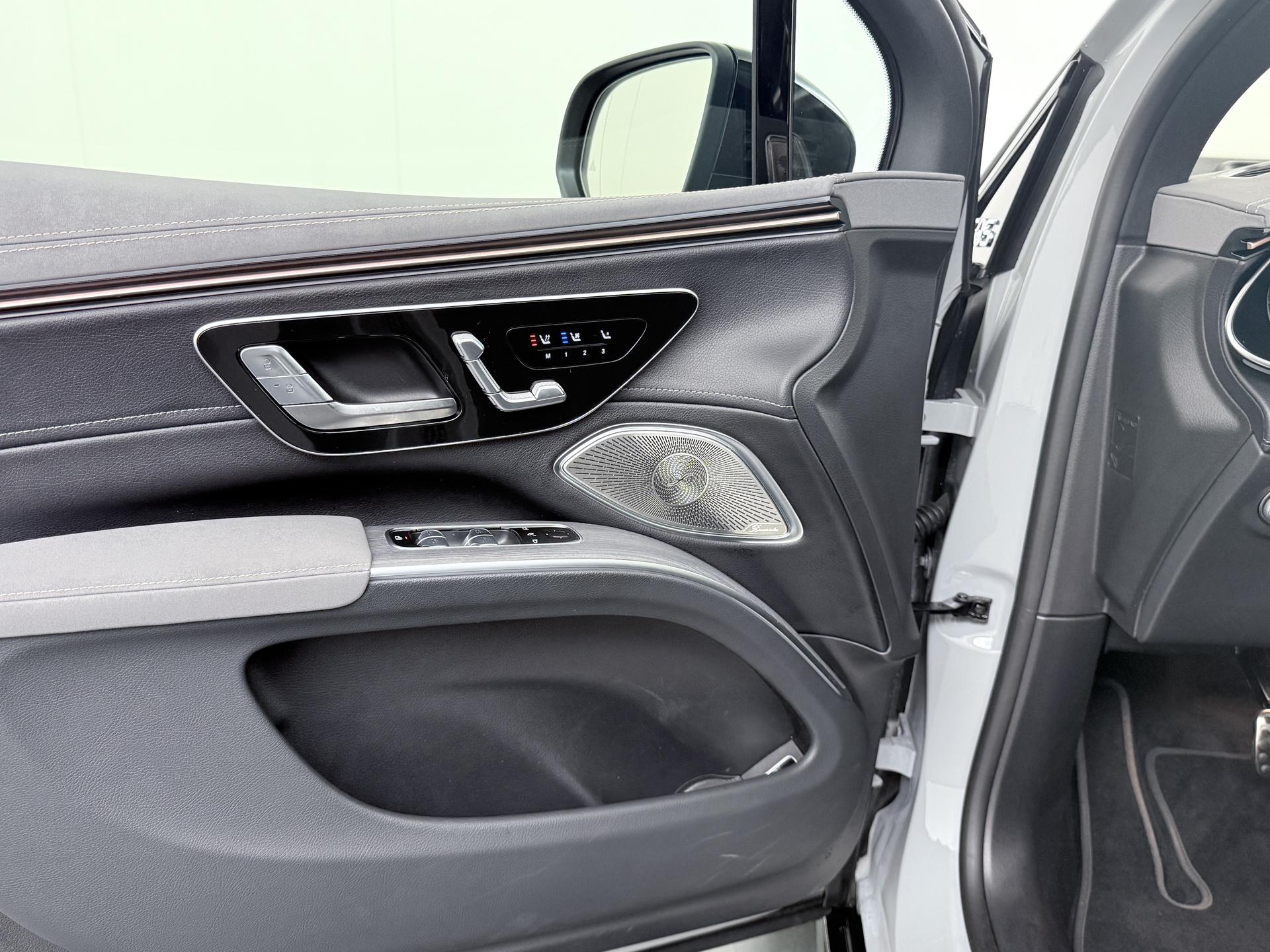 Mercedes-Benz EQS SUV 450 4MATIC AMG Line 118 kWh Accu 18