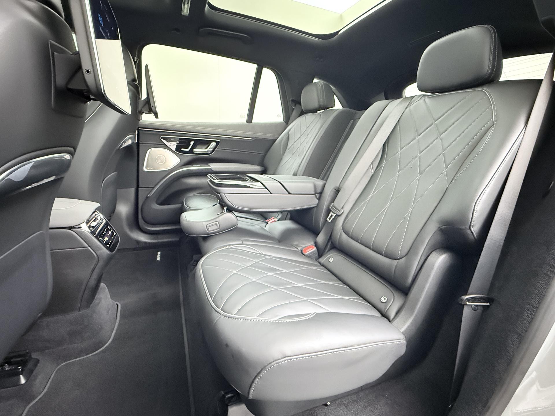 Mercedes-Benz EQS SUV 450 4MATIC AMG Line 118 kWh Accu 26