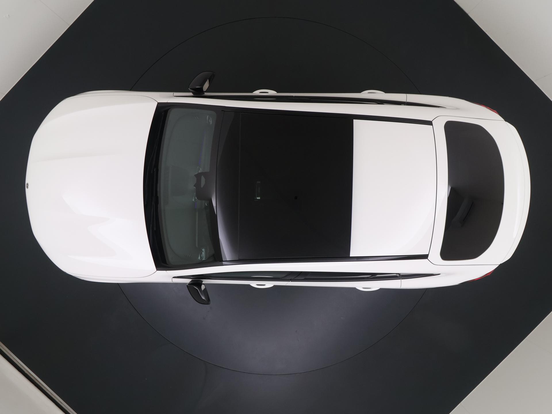 Mercedes-Benz GLC Coupé 300e 4MATIC AMG Line 14