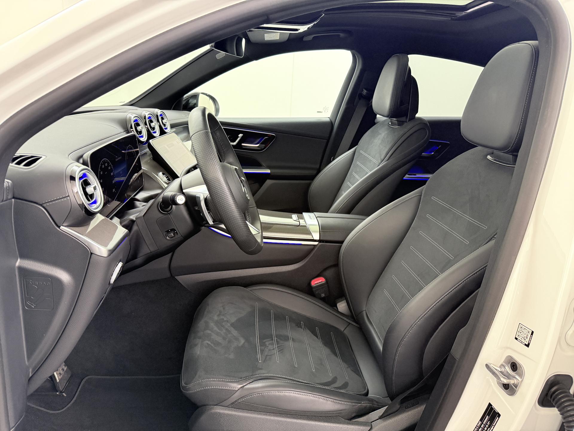 Mercedes-Benz GLC Coupé 300e 4MATIC AMG Line 27