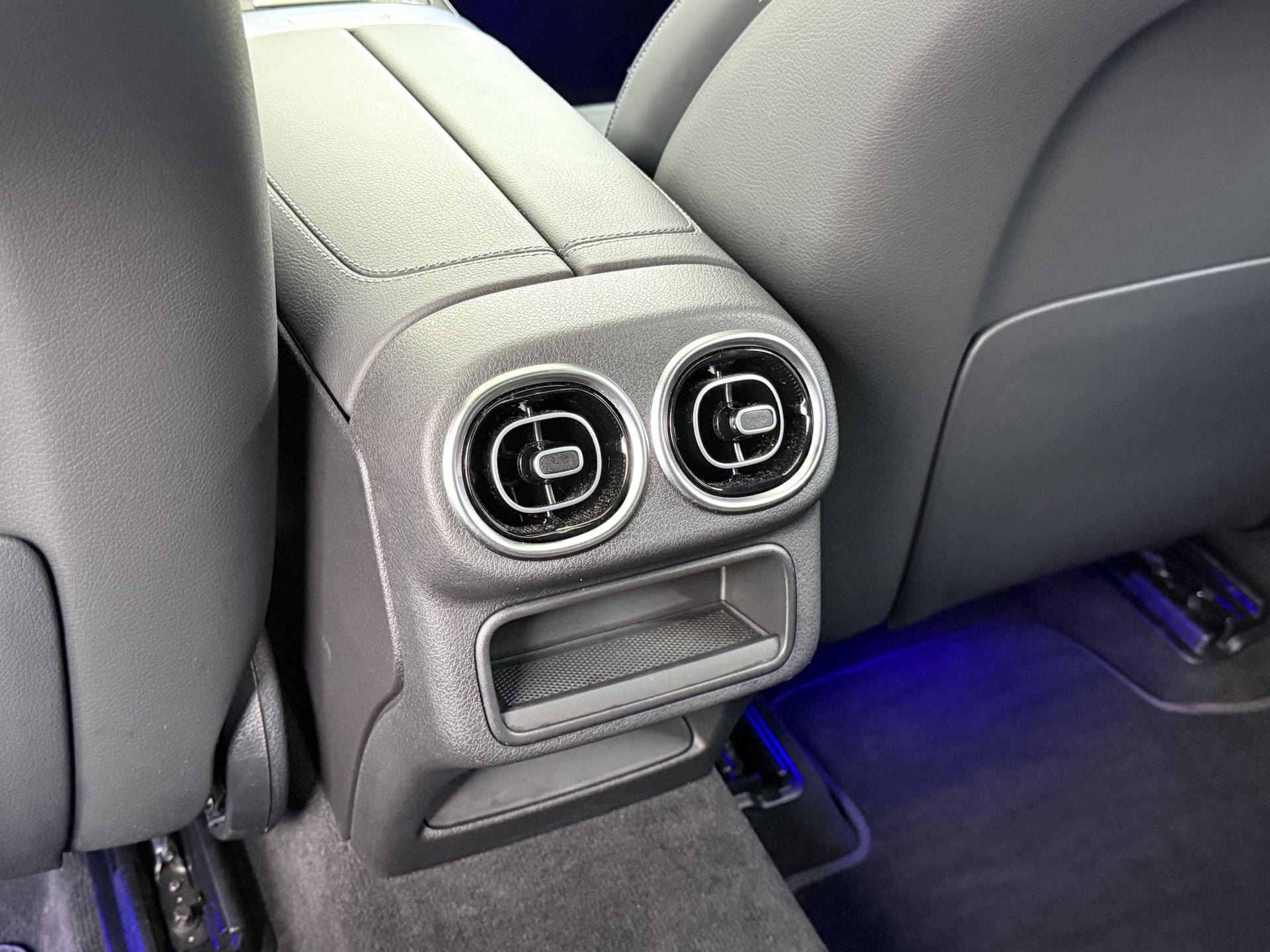 Mercedes-Benz GLC Coupé 300e 4MATIC AMG Line 30