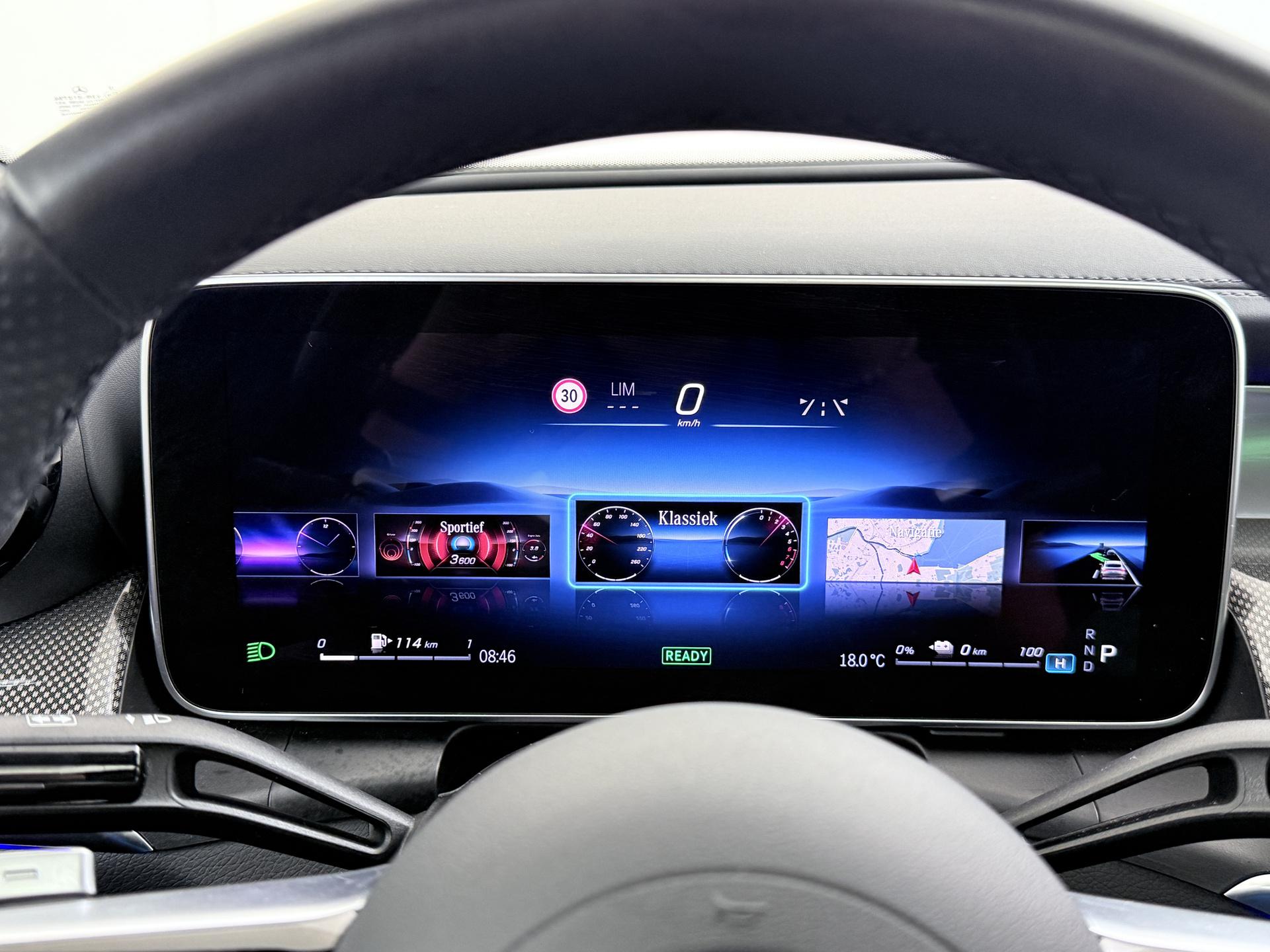 Mercedes-Benz GLC Coupé 300e 4MATIC AMG Line 38