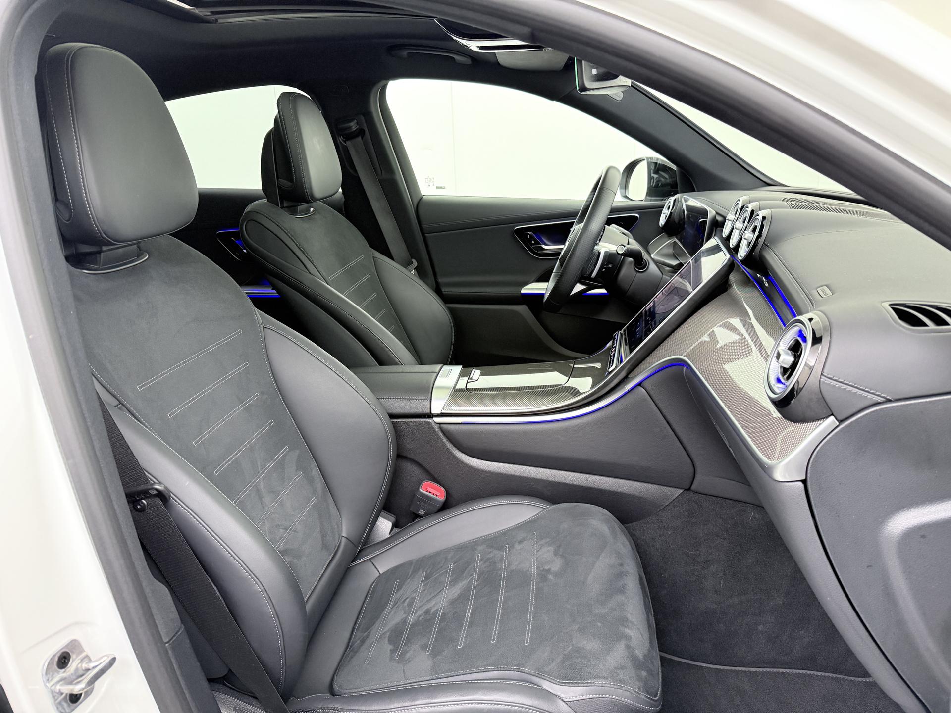 Mercedes-Benz GLC Coupé 300e 4MATIC AMG Line 48