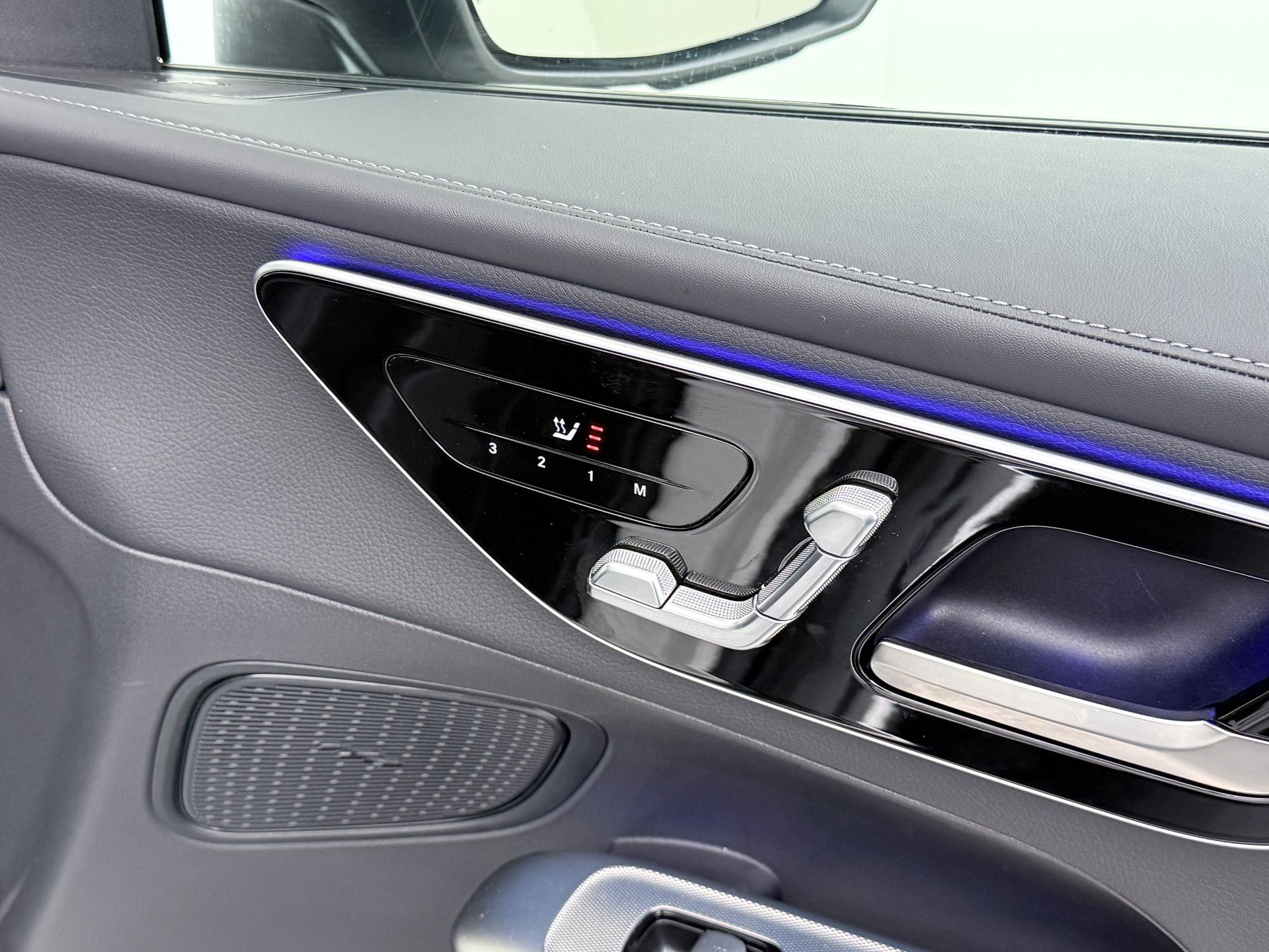 Mercedes-Benz GLC Coupé 300e 4MATIC AMG Line 49