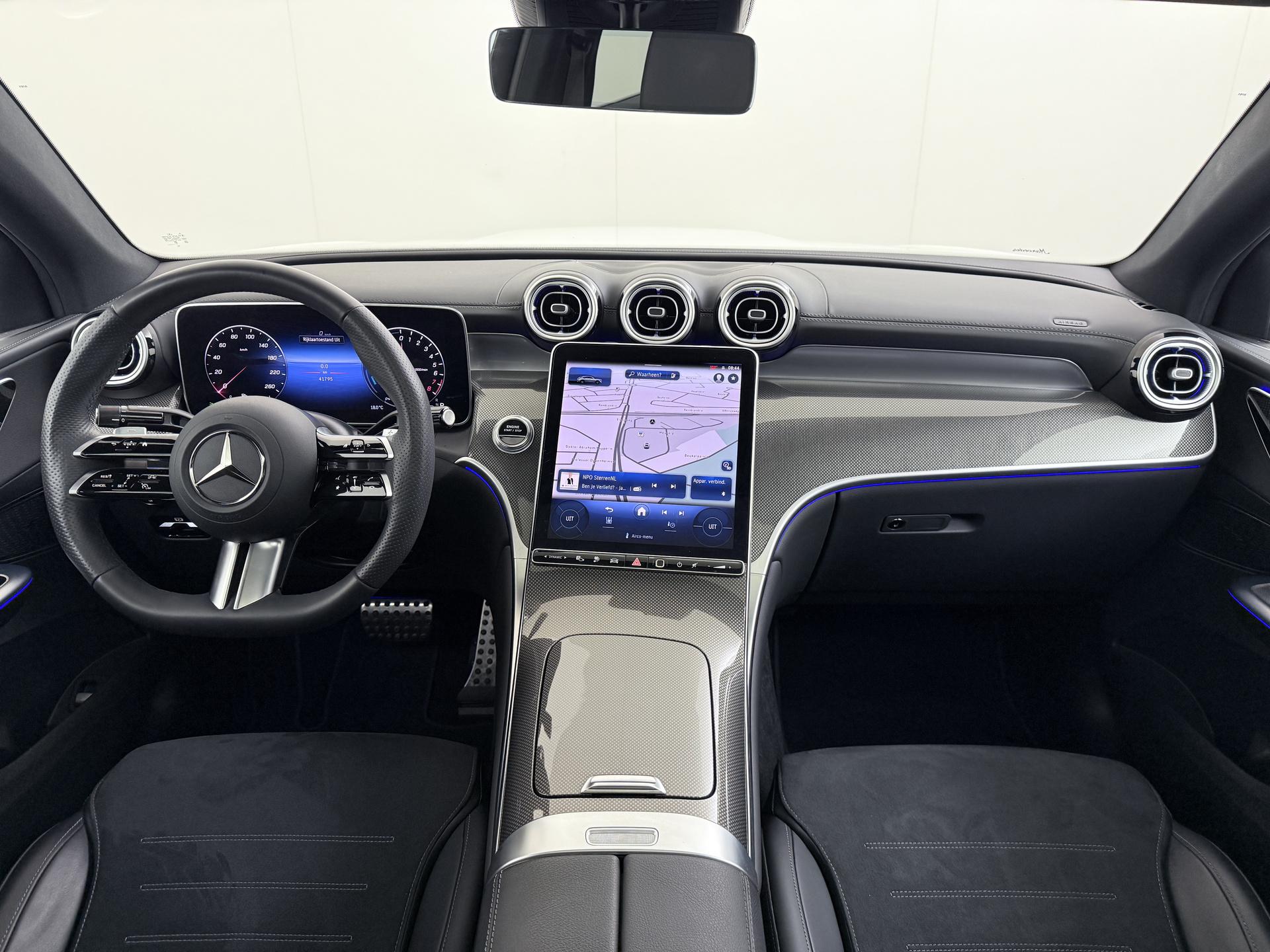 Mercedes-Benz GLC Coupé 300e 4MATIC AMG Line 7