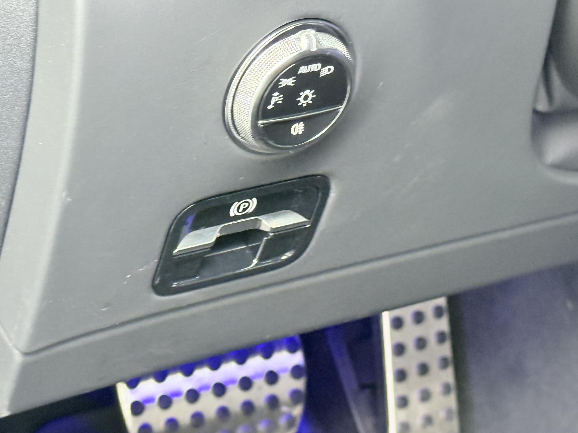 Mercedes-Benz AMG GT AMG 63 PRO 4MATIC+ 26