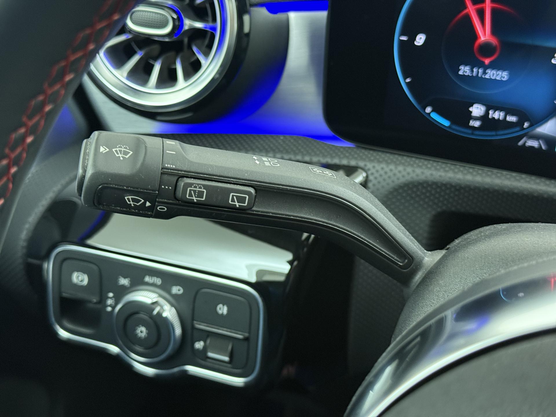 Mercedes-Benz A-Klasse 160 Business Solution AMG 27