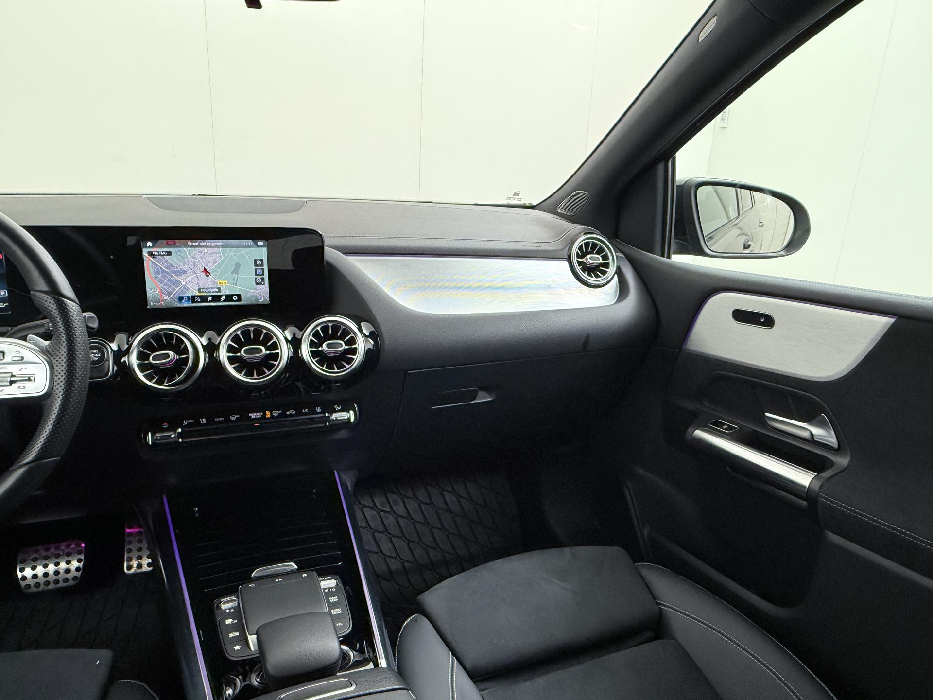 Mercedes-Benz B-Klasse 250 e Business Solution AMG Limited 24