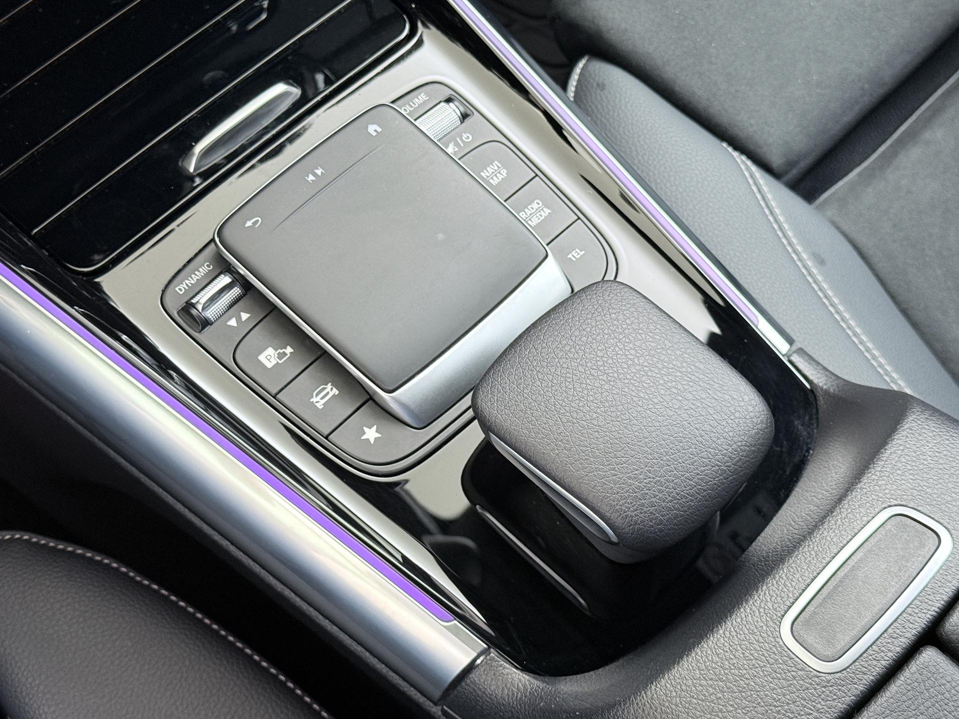 Mercedes-Benz B-Klasse 250 e Business Solution AMG Limited 37