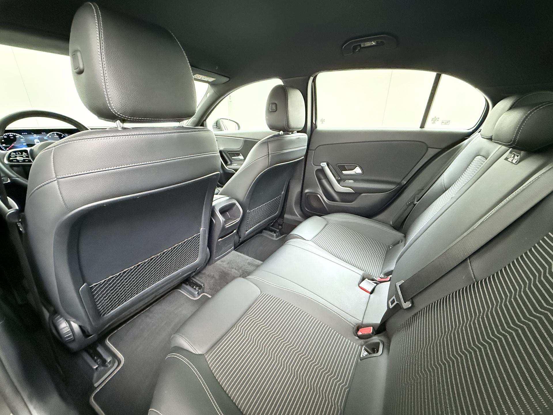 Mercedes-Benz A-Klasse 180 d Business Solution 19