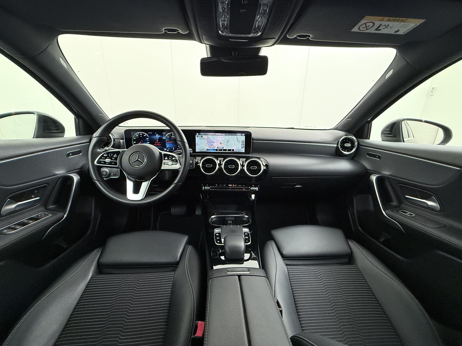 Mercedes-Benz A-Klasse 180 d Business Solution 4