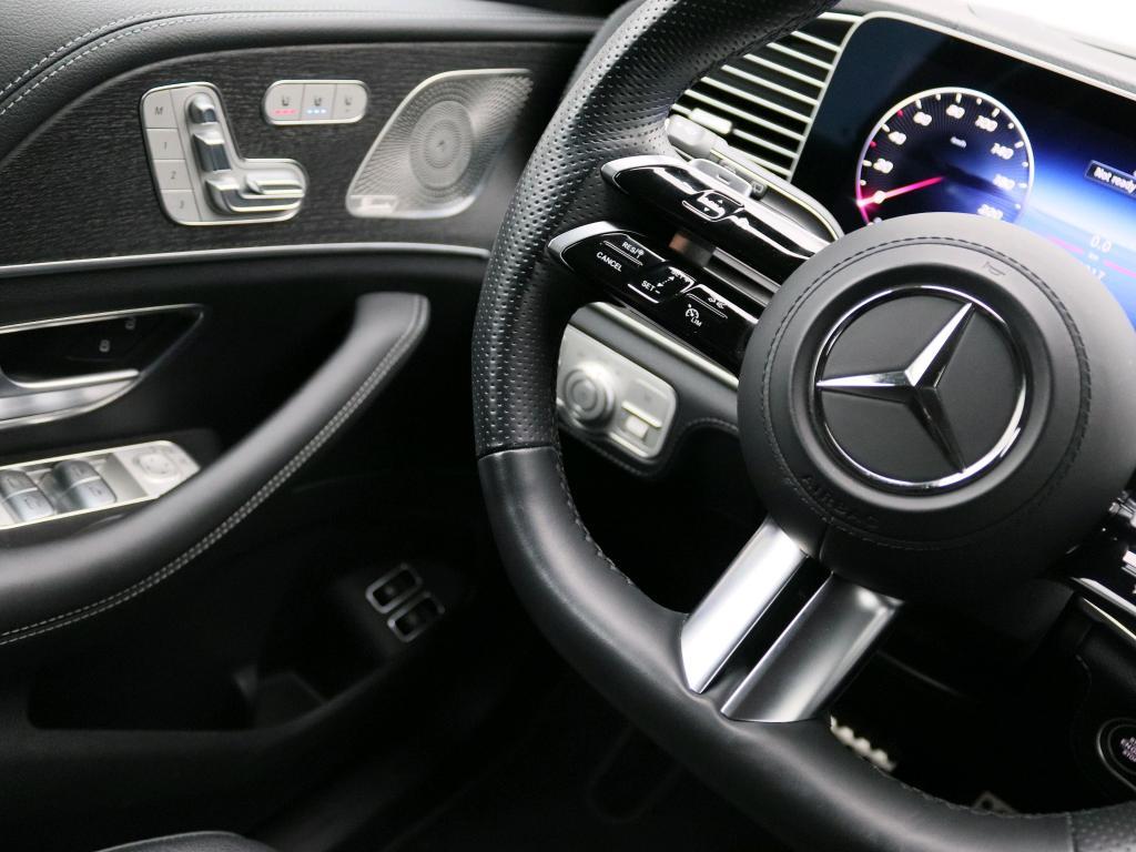 Mercedes-Benz GLE 400 e 4MATIC AMG Line Premium 12