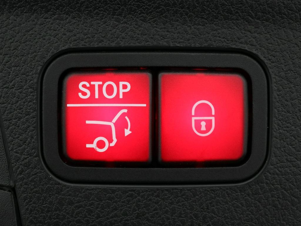 Mercedes-Benz GLE 400 e 4MATIC AMG Line Premium 6