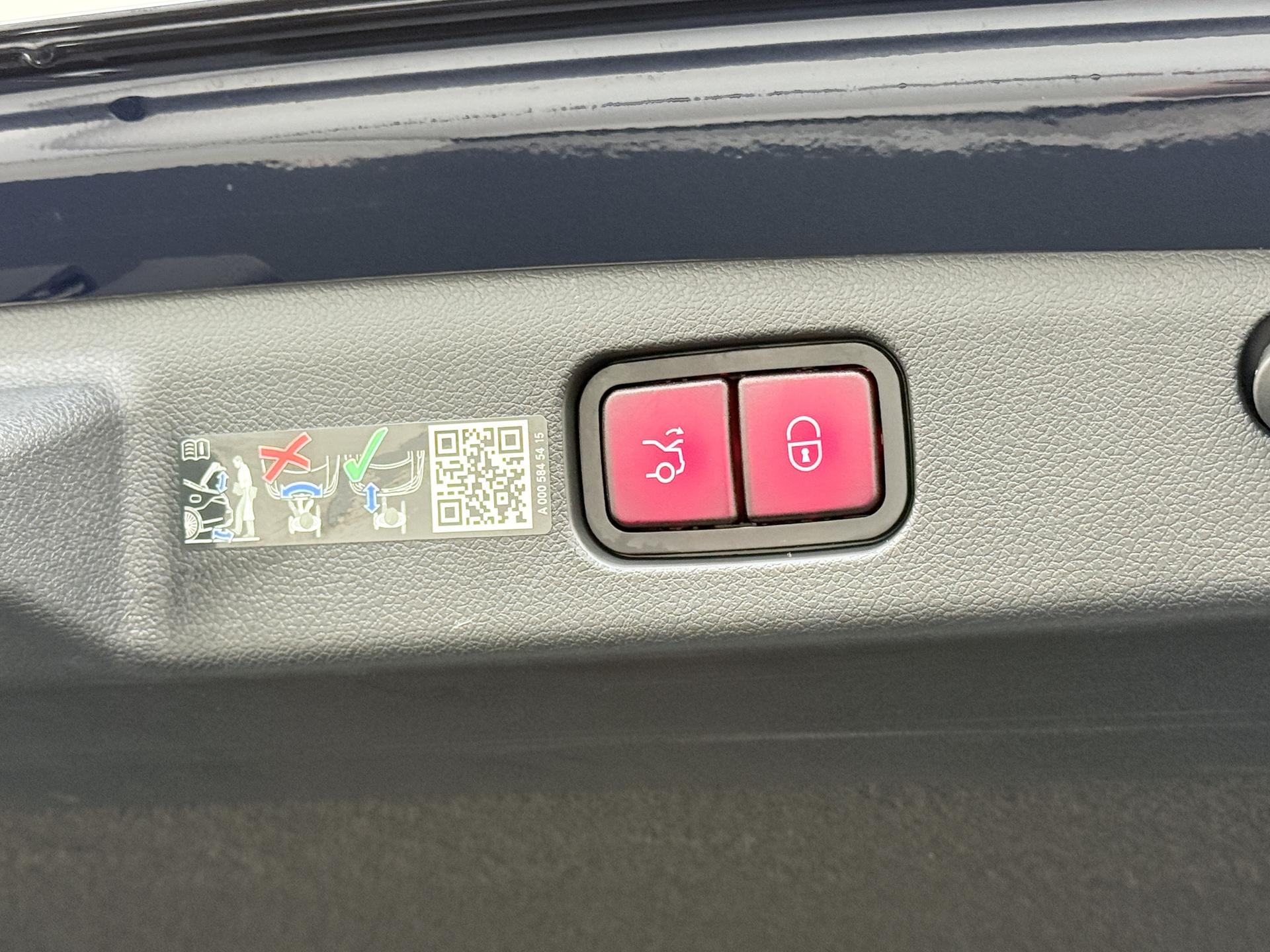 Mercedes-Benz E-Klasse AMG 53 4MATIC+ 14