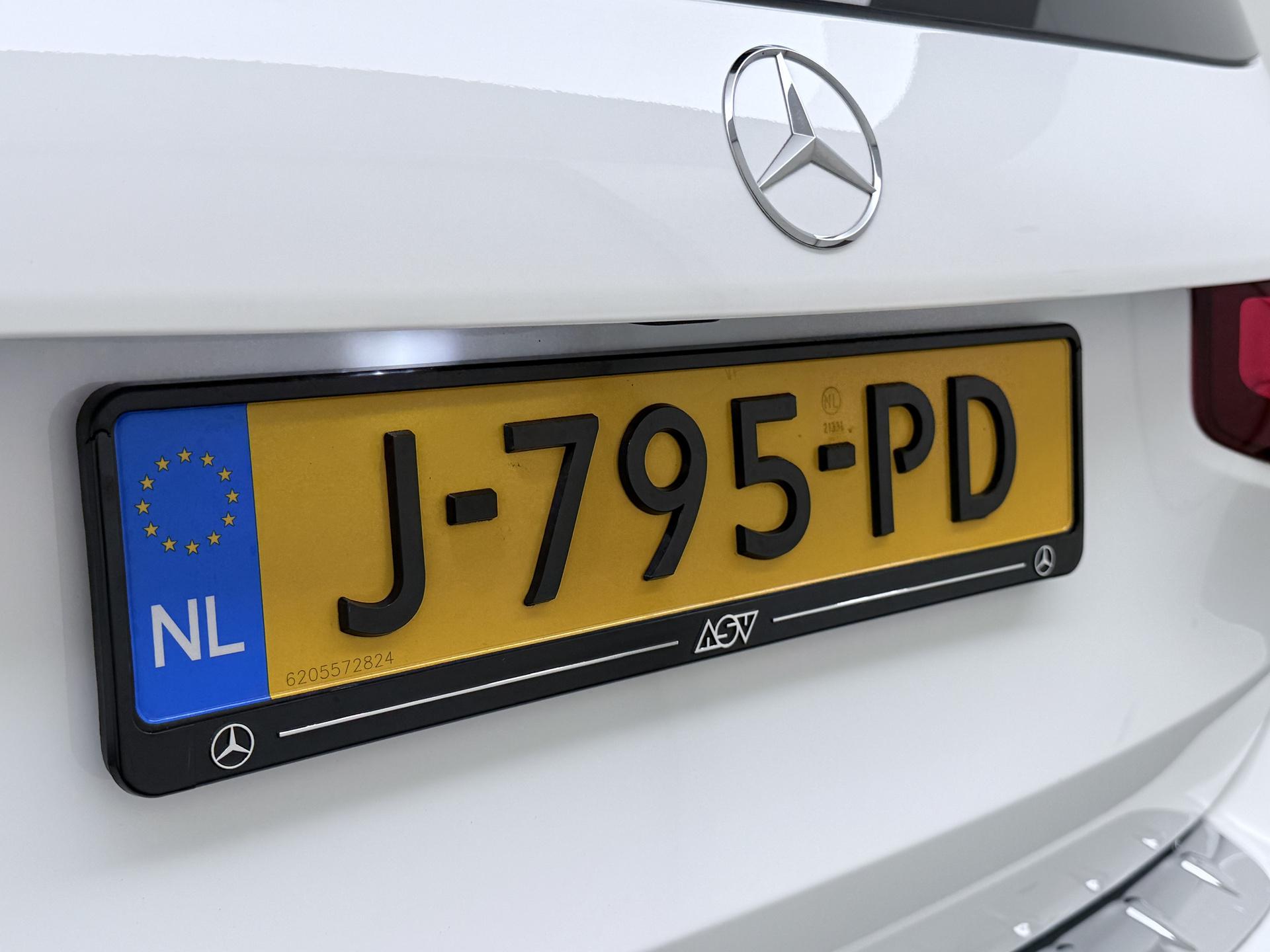 Mercedes-Benz GLB 200 AMG-line 7-pers. Business Solution 17