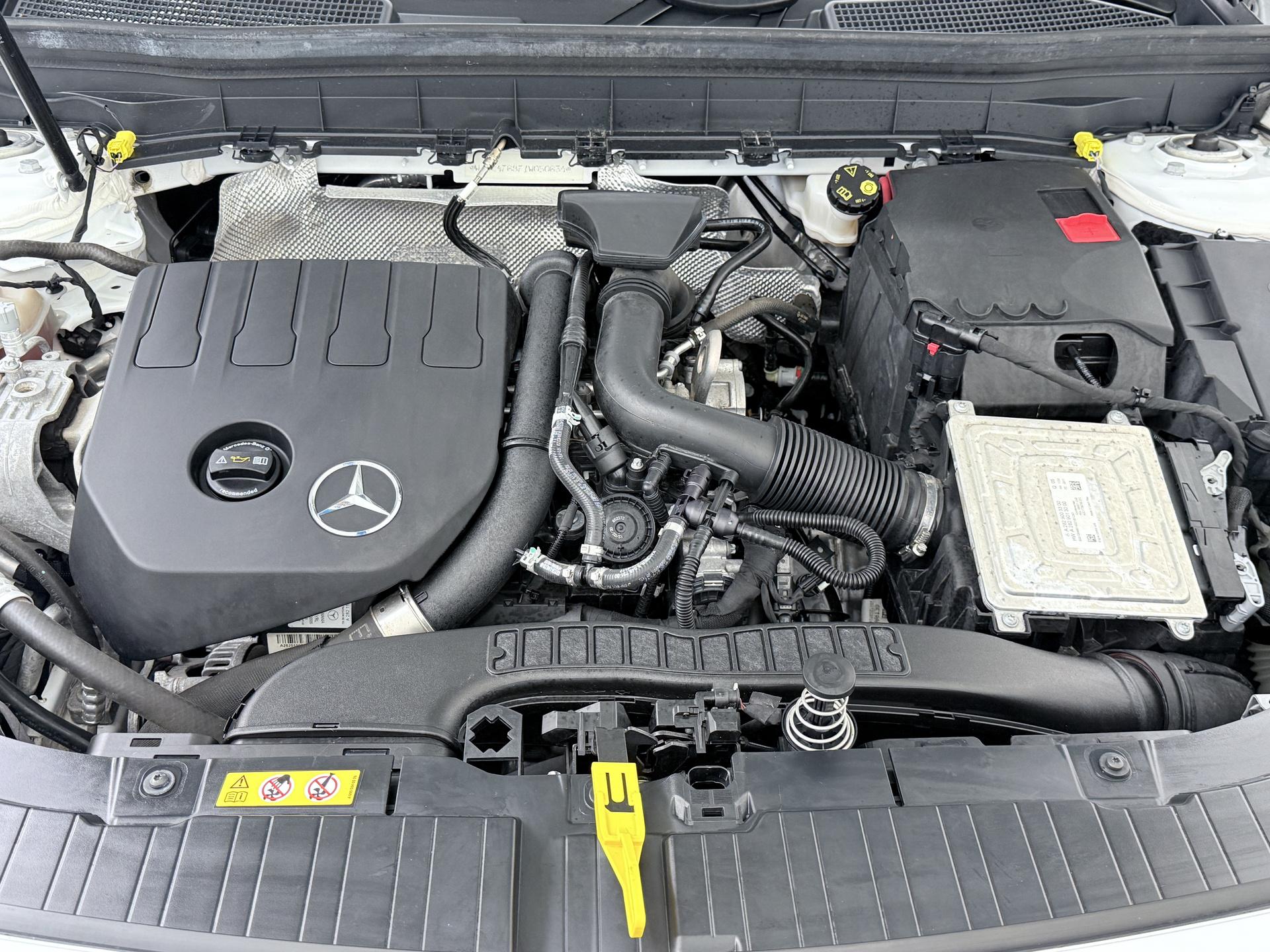 Mercedes-Benz GLB 200 AMG-line 7-pers. Business Solution 24