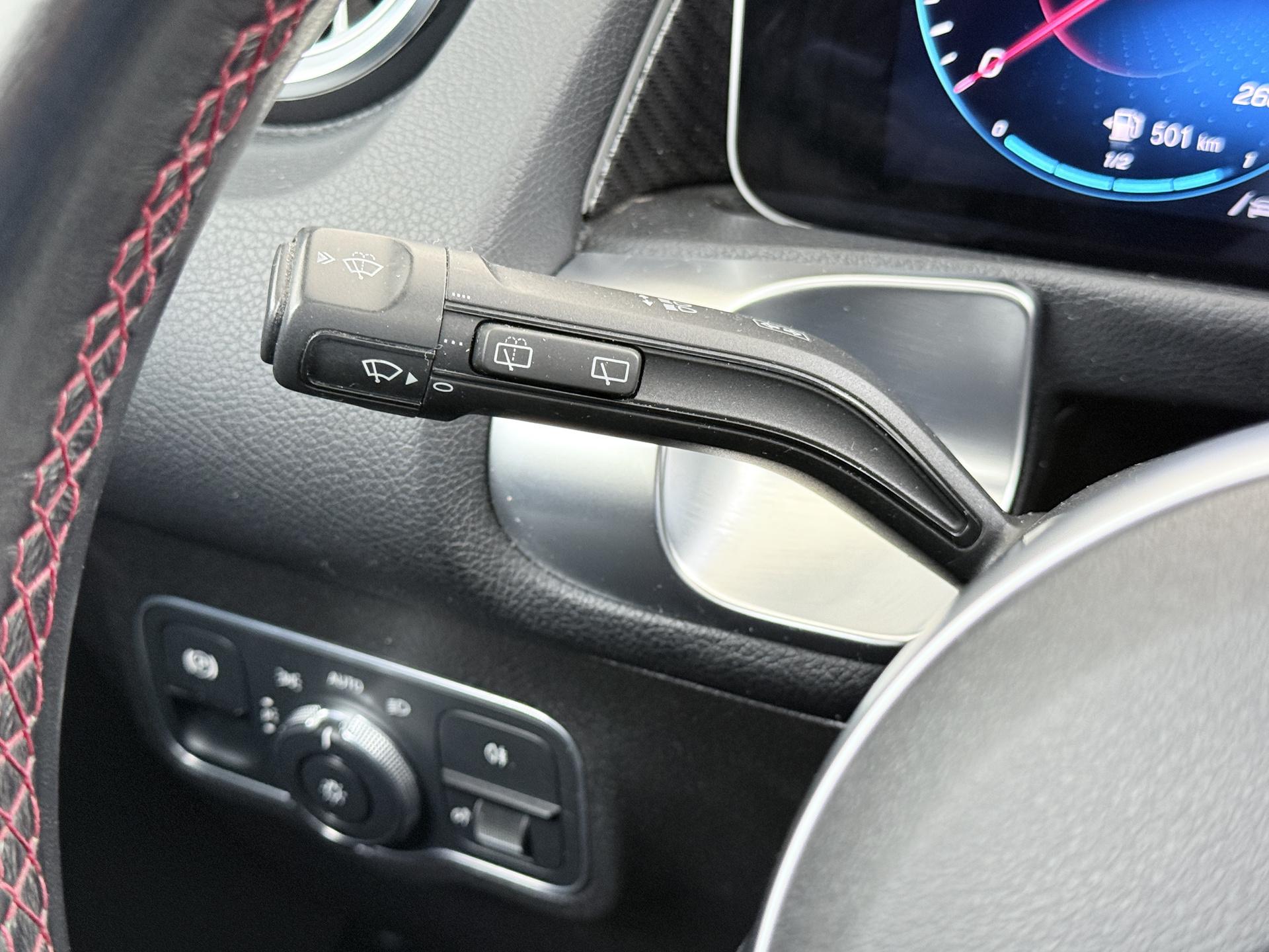 Mercedes-Benz GLB 200 AMG-line 7-pers. Business Solution 34