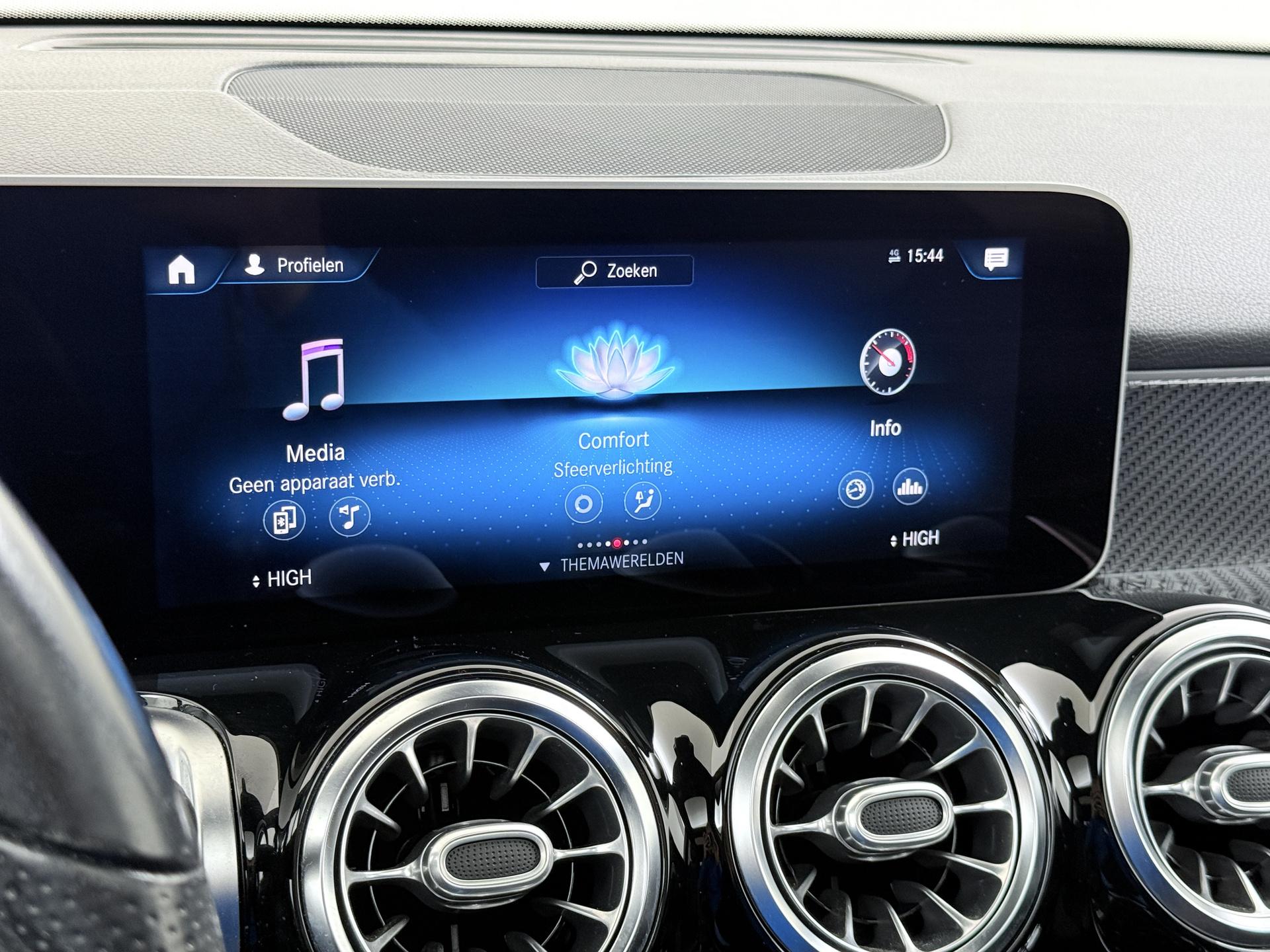 Mercedes-Benz GLB 200 AMG-line 7-pers. Business Solution 40