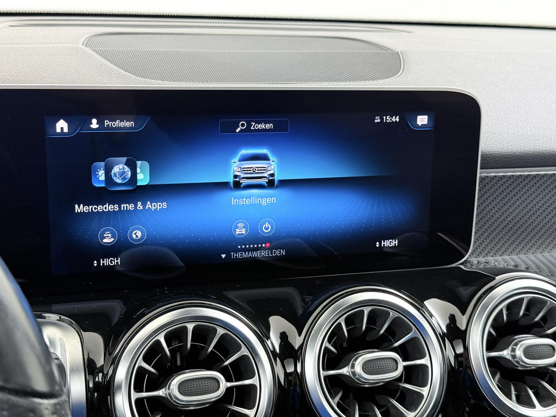 Mercedes-Benz GLB 200 AMG-line 7-pers. Business Solution 41