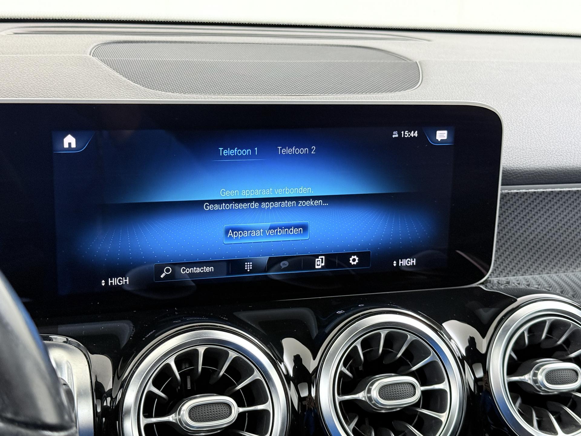 Mercedes-Benz GLB 200 AMG-line 7-pers. Business Solution 42