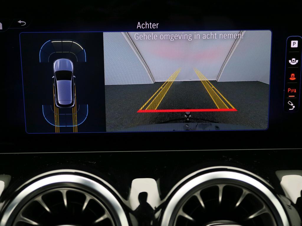 Mercedes-Benz EQA 250+ AMG Line 71 kWh 10