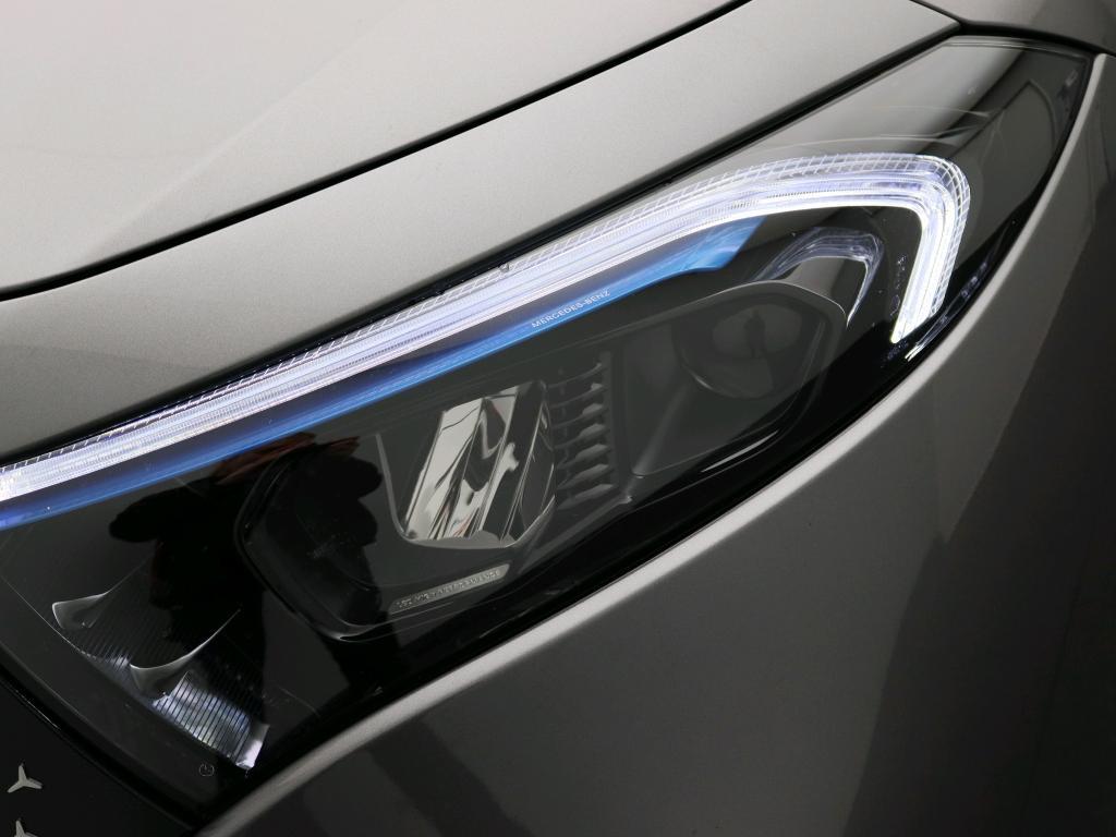 Mercedes-Benz EQA 250+ AMG Line 71 kWh 11