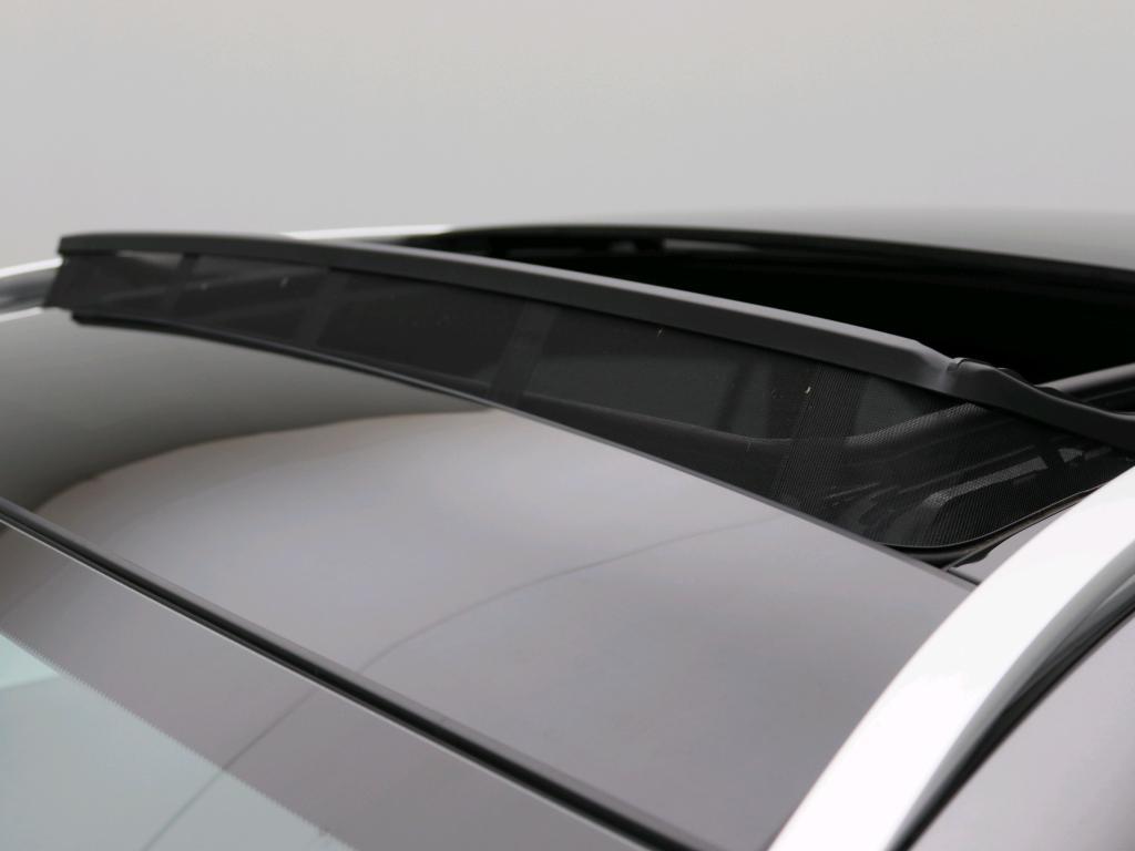 Mercedes-Benz EQA 250+ AMG Line 71 kWh 12