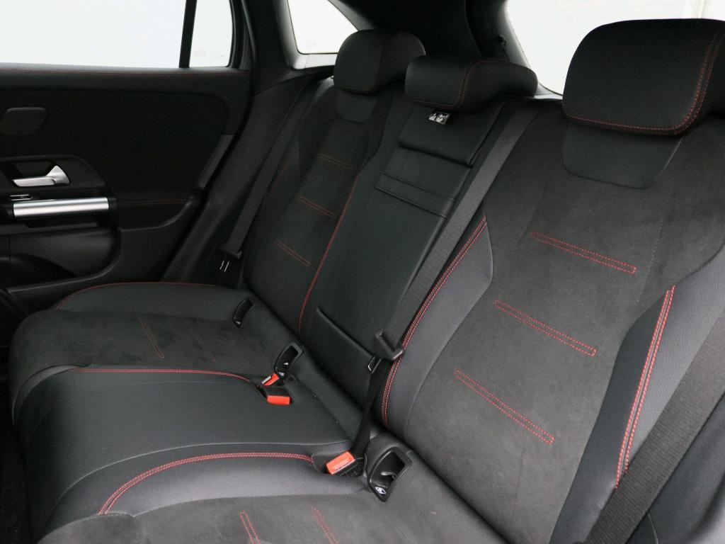 Mercedes-Benz EQA 250+ AMG Line 71 kWh 6