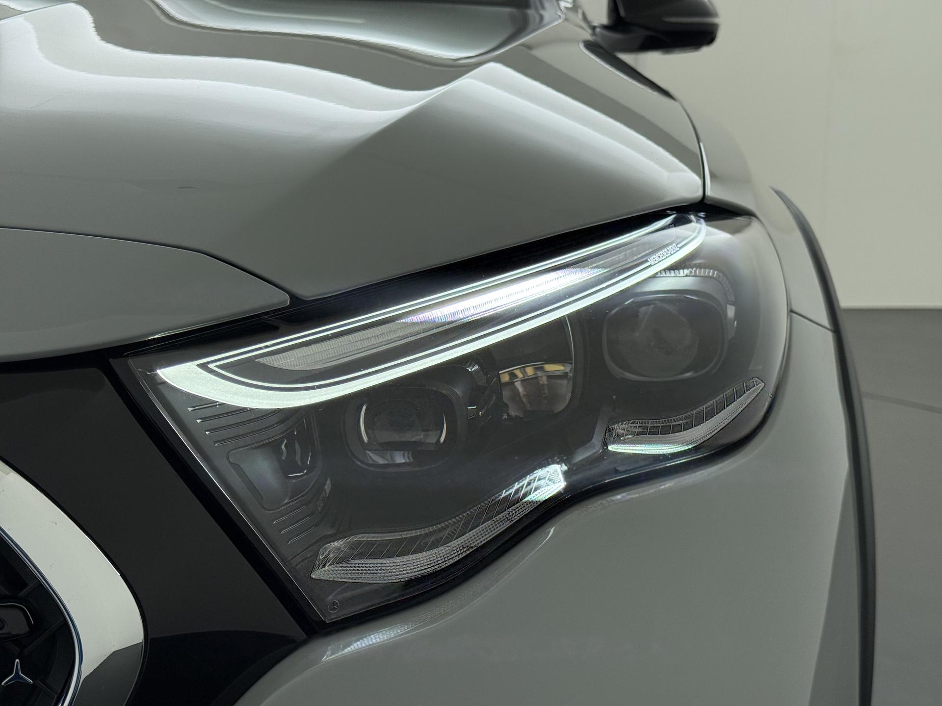 Mercedes-Benz E-Klasse All-Terrain 300 de 4MATIC All-Terrain 23