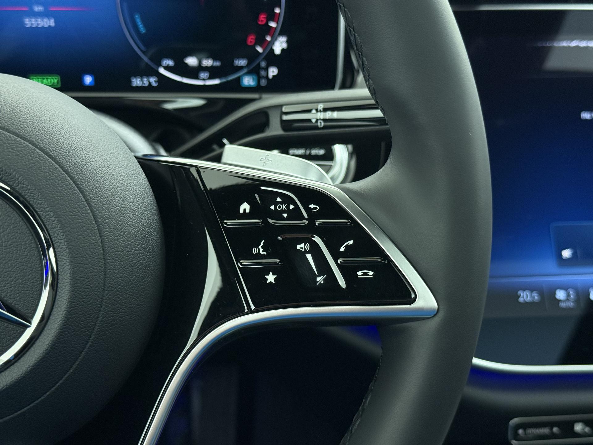 Mercedes-Benz E-Klasse All-Terrain 300 de 4MATIC All-Terrain 36