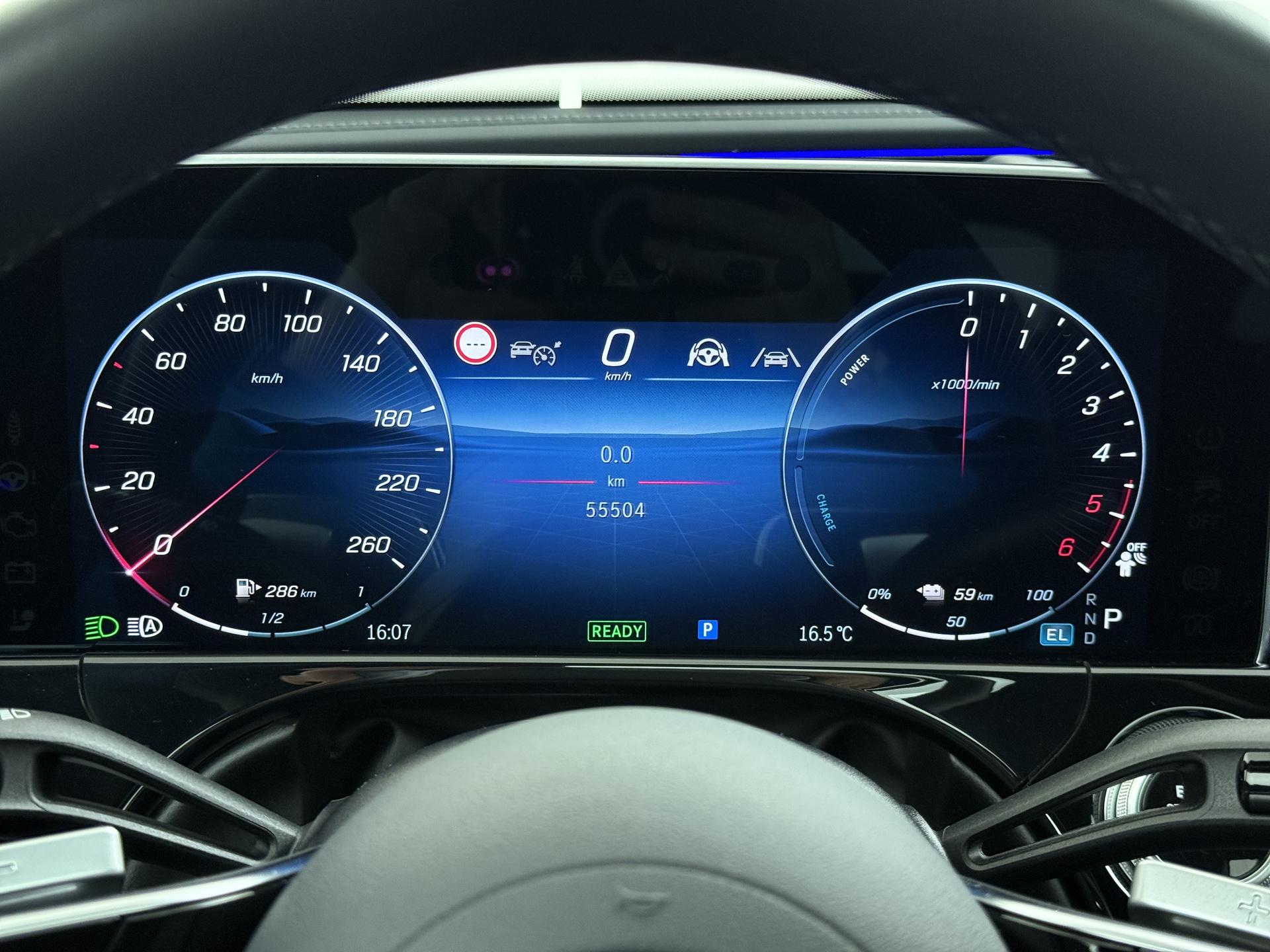 Mercedes-Benz E-Klasse All-Terrain 300 de 4MATIC All-Terrain 37