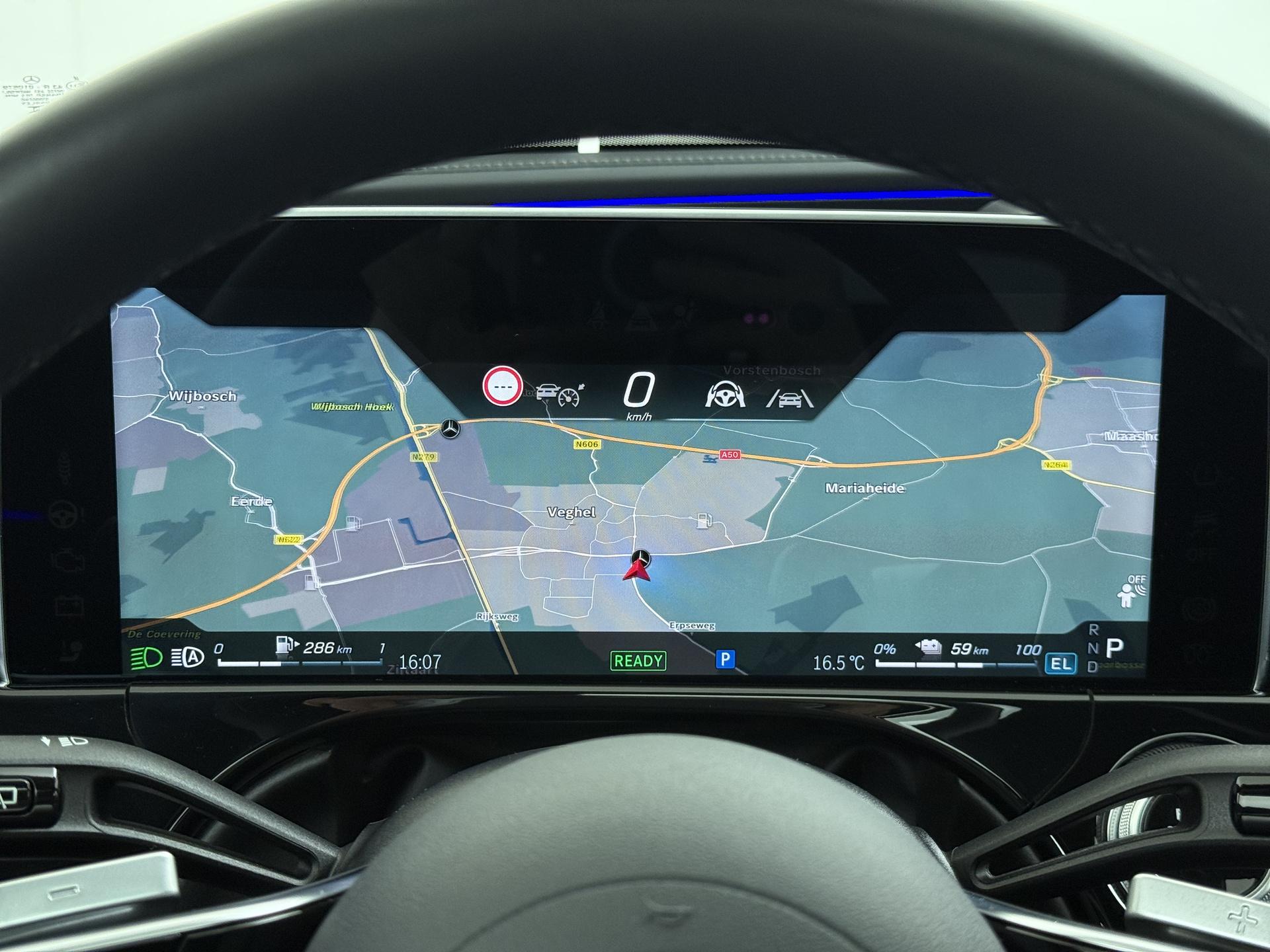 Mercedes-Benz E-Klasse All-Terrain 300 de 4MATIC All-Terrain 38