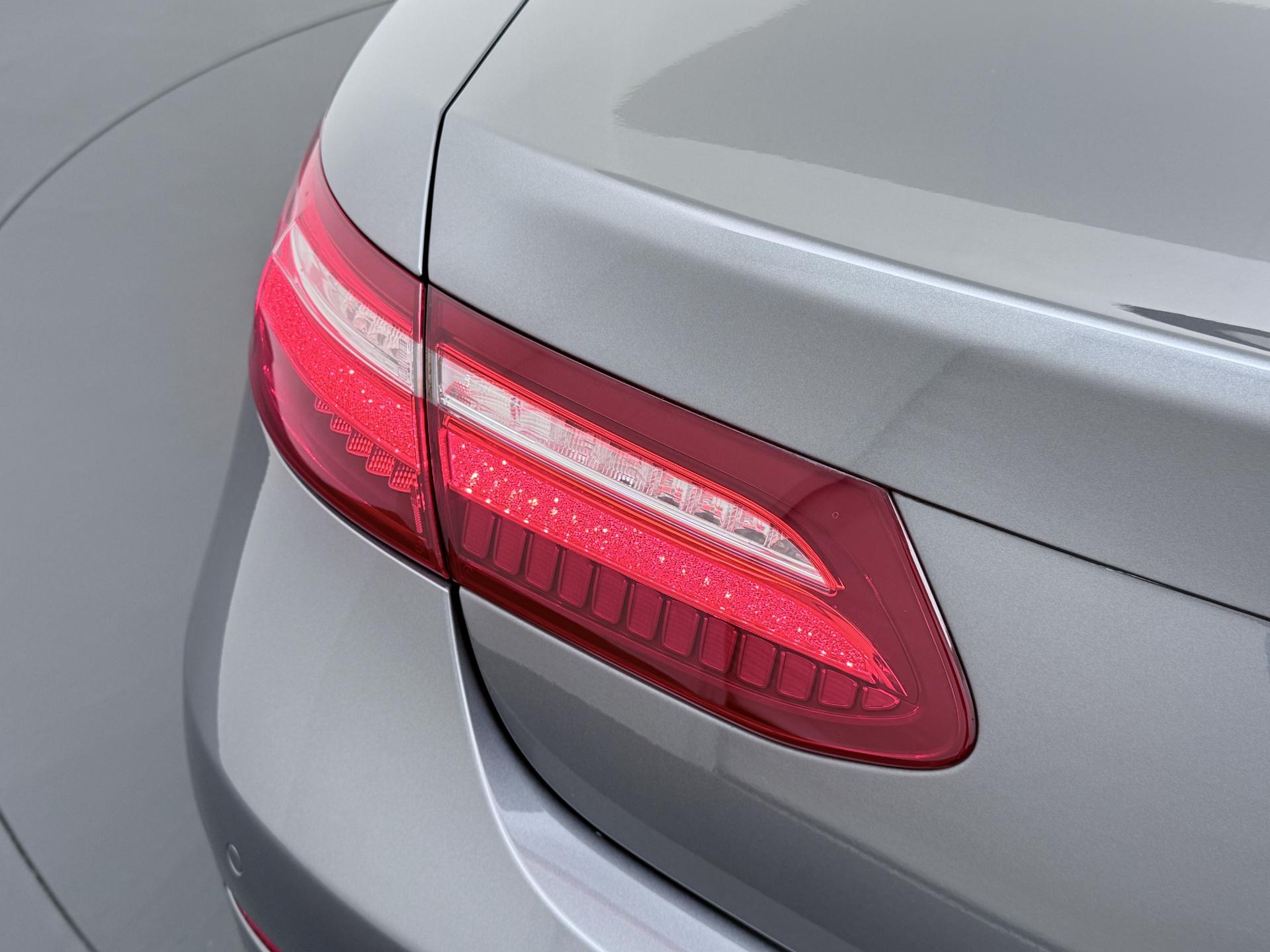 Mercedes-Benz E-Klasse Cabrio 200 AMG-Line 11