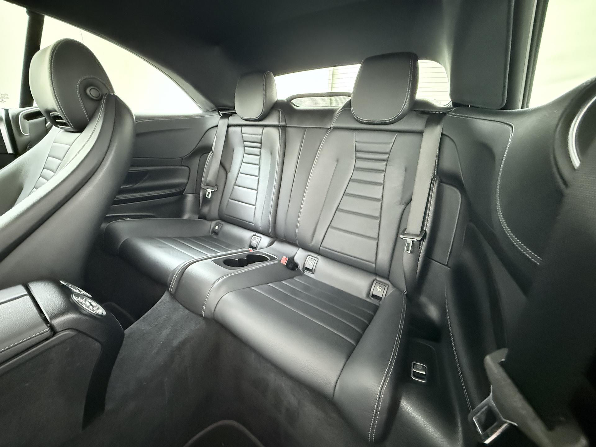 Mercedes-Benz E-Klasse Cabrio 200 AMG-Line 24