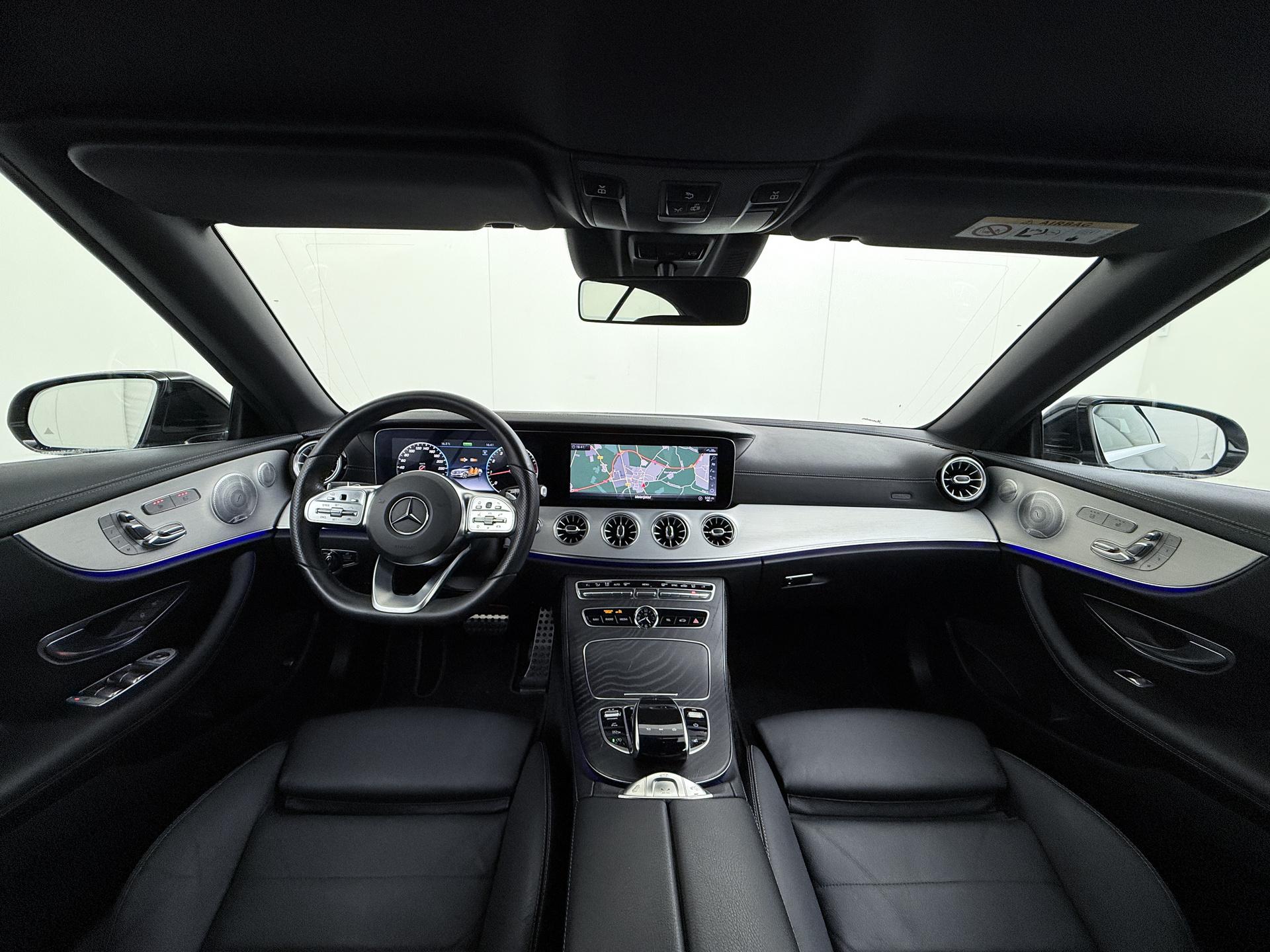 Mercedes-Benz E-Klasse Cabrio 200 AMG-Line 25