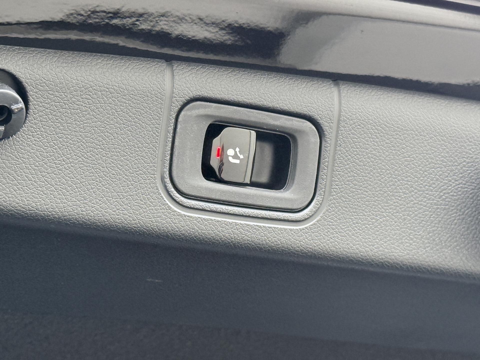 Mercedes-Benz E-Klasse 400 e 4MATIC Exclusive Line 20