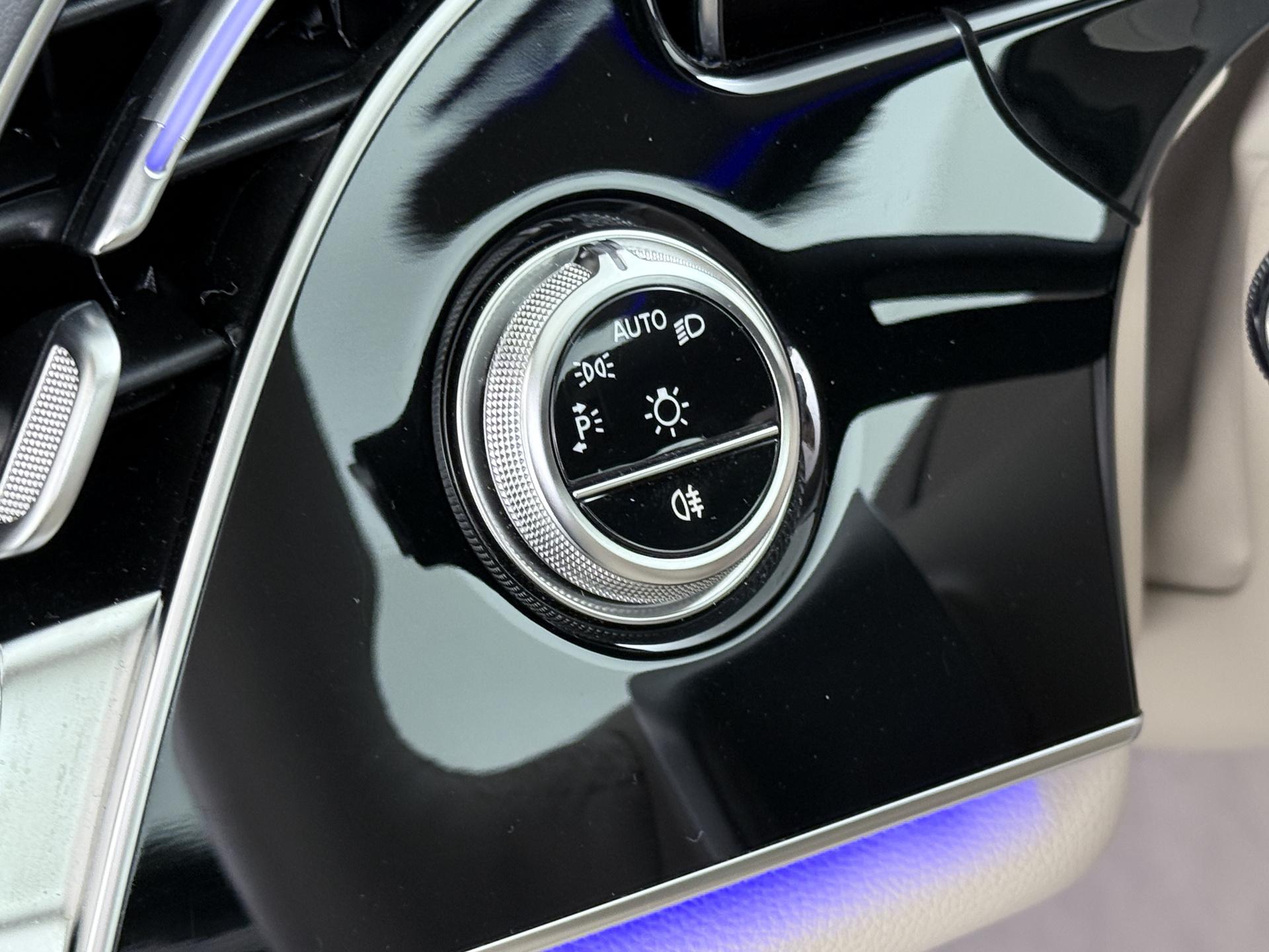 Mercedes-Benz E-Klasse 400 e 4MATIC Exclusive Line 27