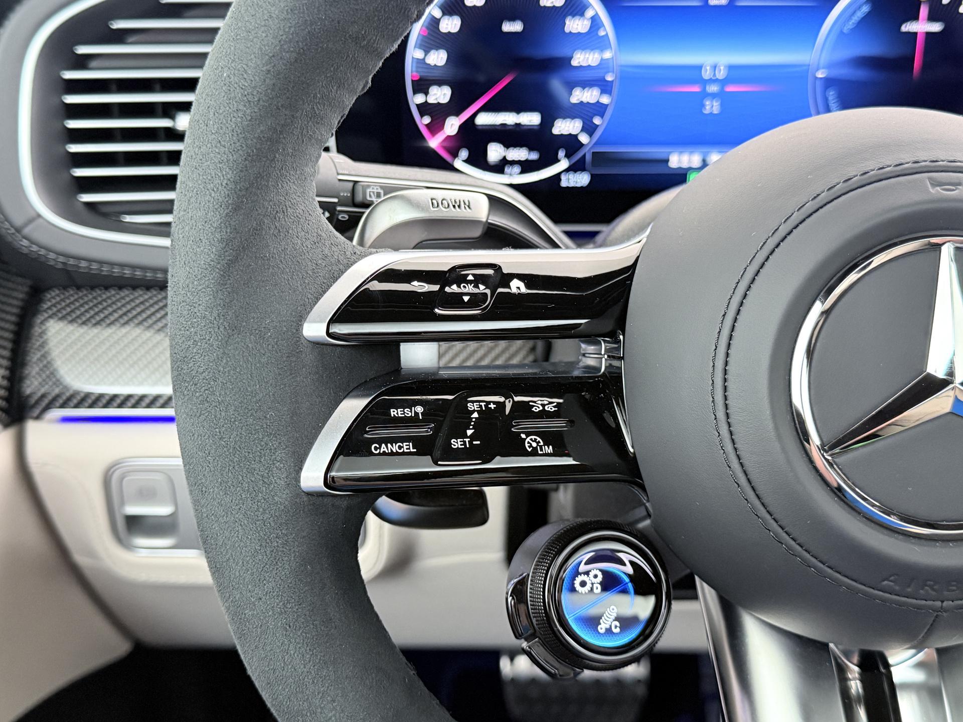 Mercedes-Benz GLE AMG 53 Hybrid 4MATIC+ Premium Plus 38