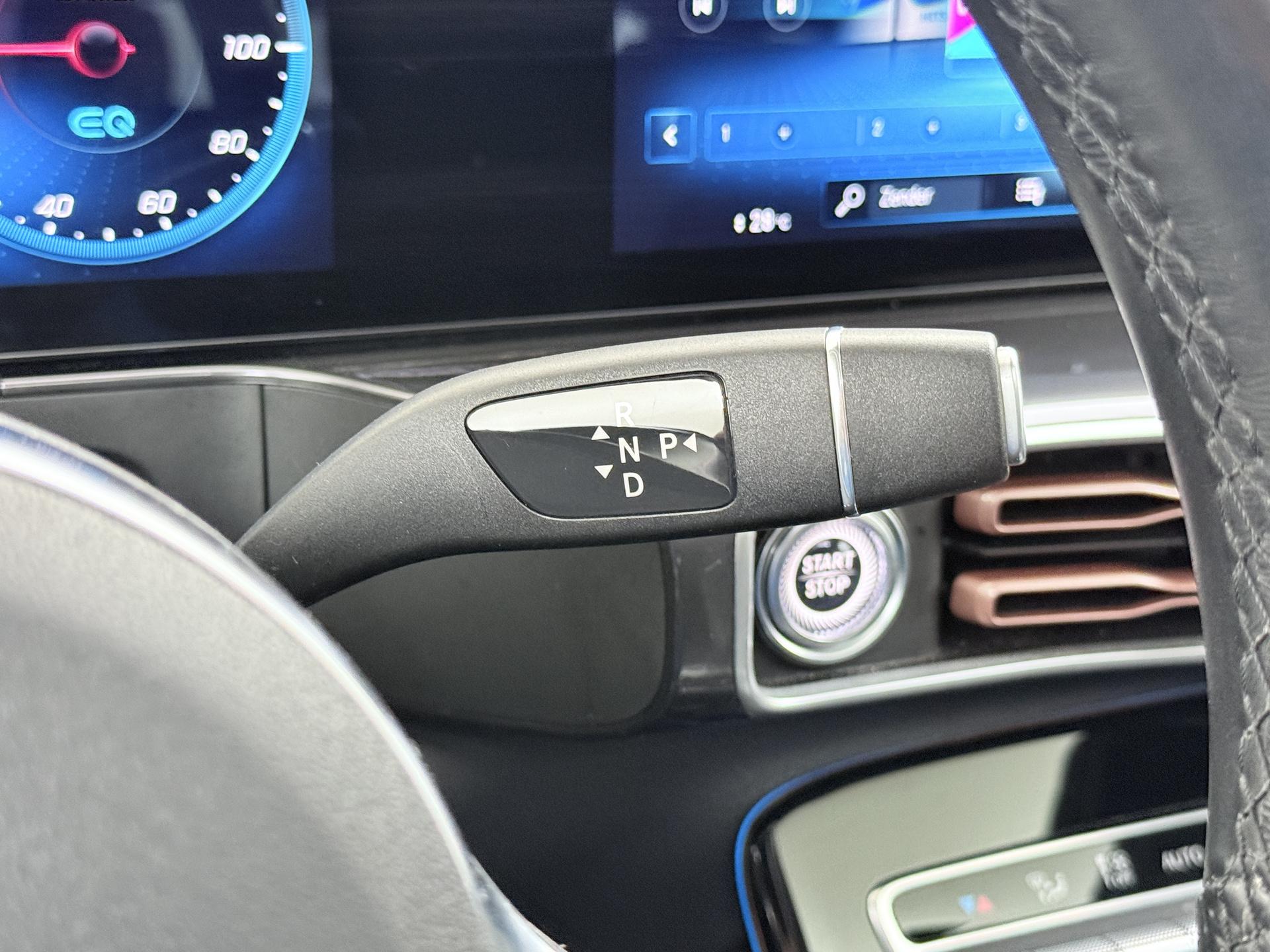 Mercedes-Benz EQC 400 4MATIC Premium Plus 80 kWh Accu 33