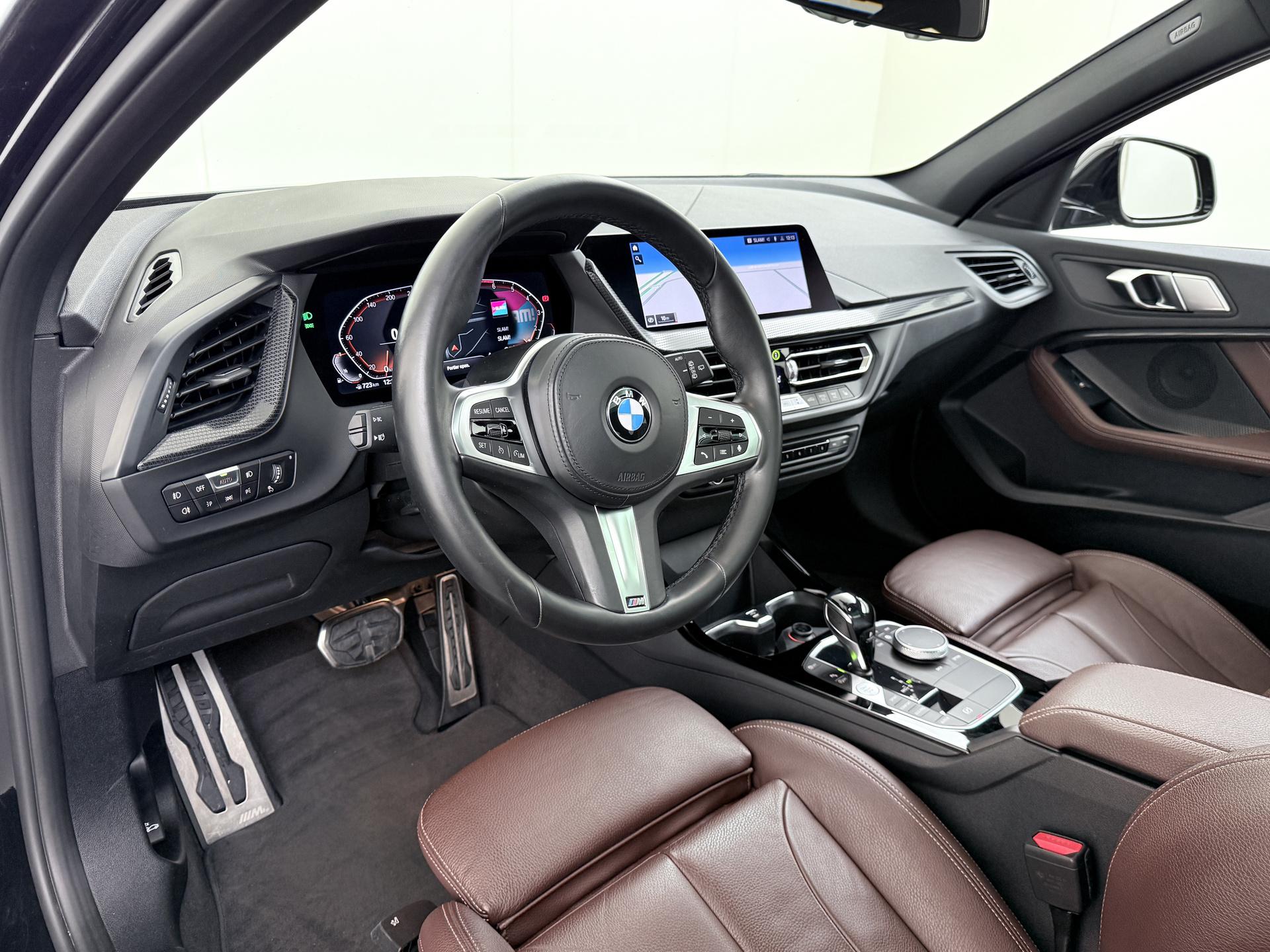 BMW 1-serie 118i High Executive Edition 11