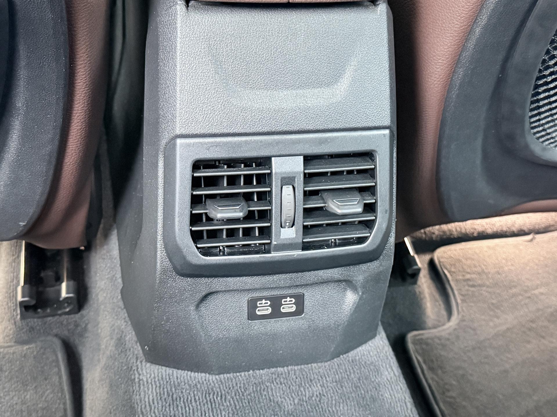 BMW 1-serie 118i High Executive Edition 17