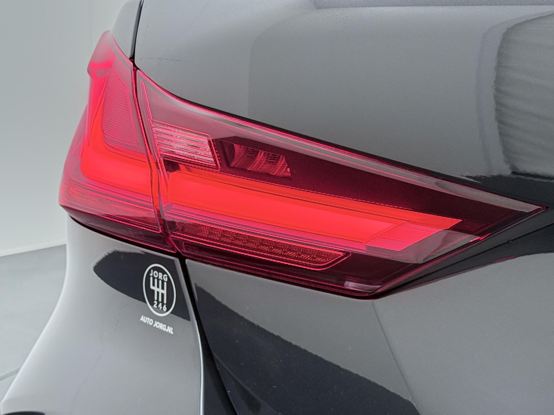 BMW 1-serie 118i High Executive Edition 4