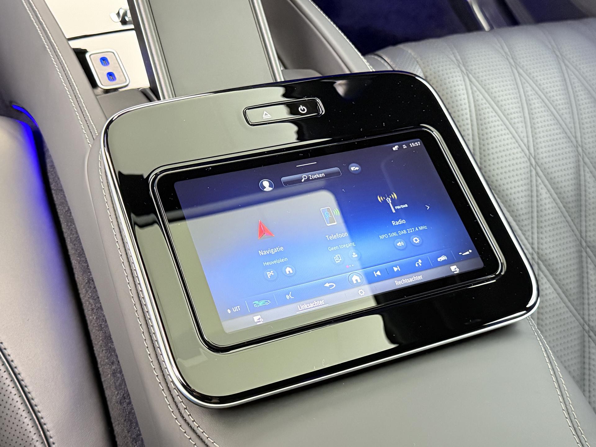 Mercedes-Benz GLS Maybach 600 4MATIC 14