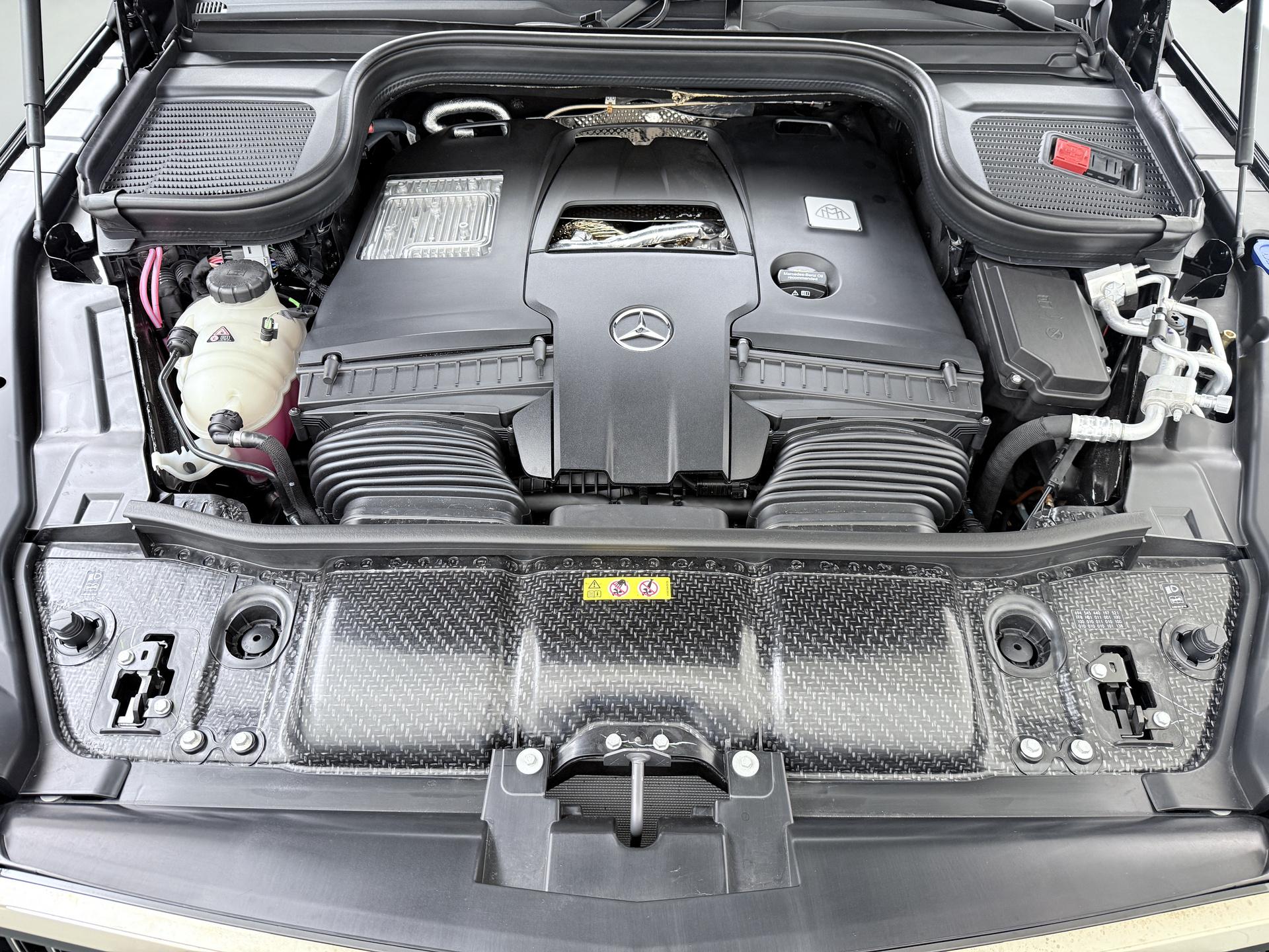 Mercedes-Benz GLS Maybach 600 4MATIC 24