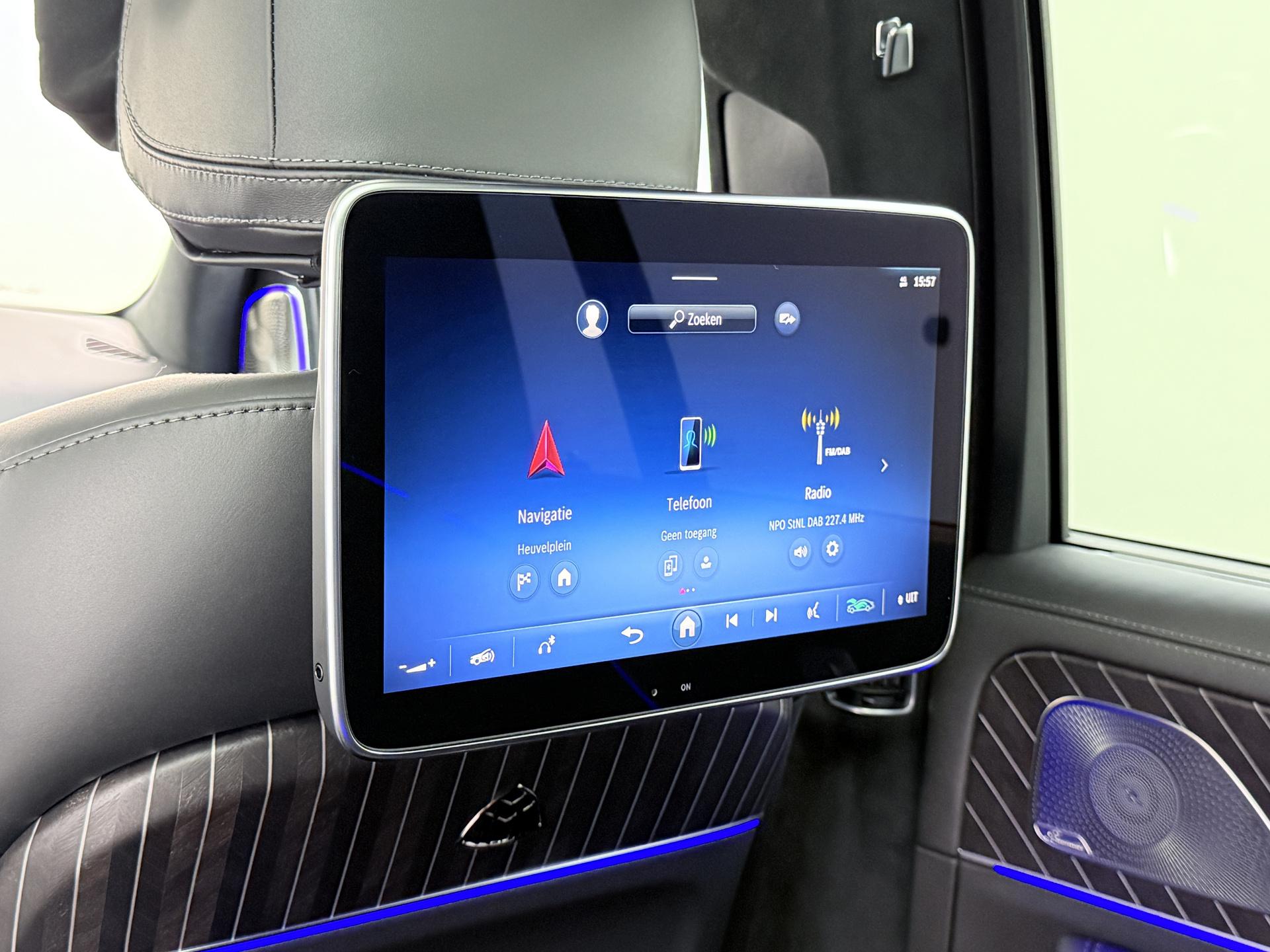 Mercedes-Benz GLS Maybach 600 4MATIC 41