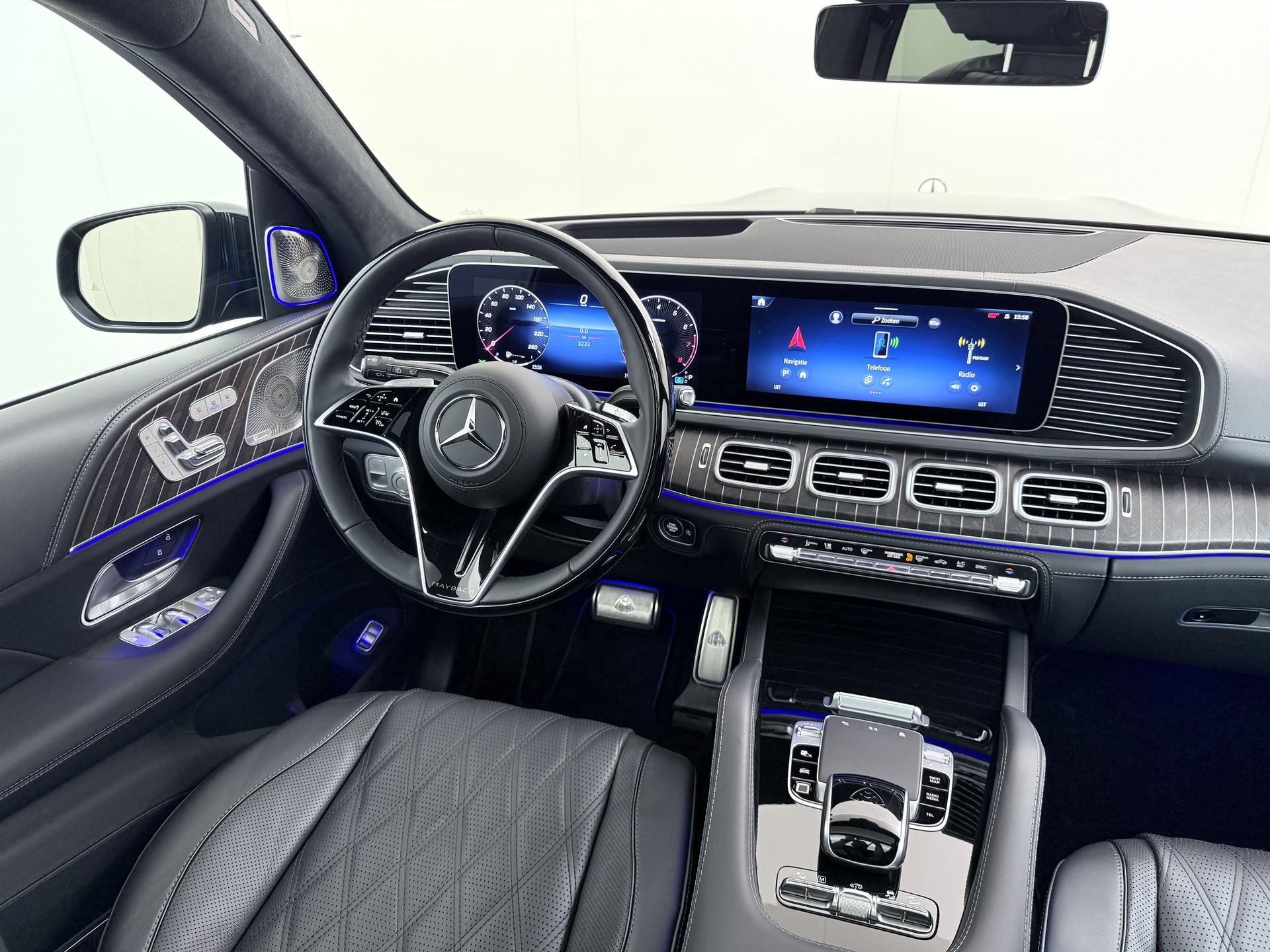 Mercedes-Benz GLS Maybach 600 4MATIC 43
