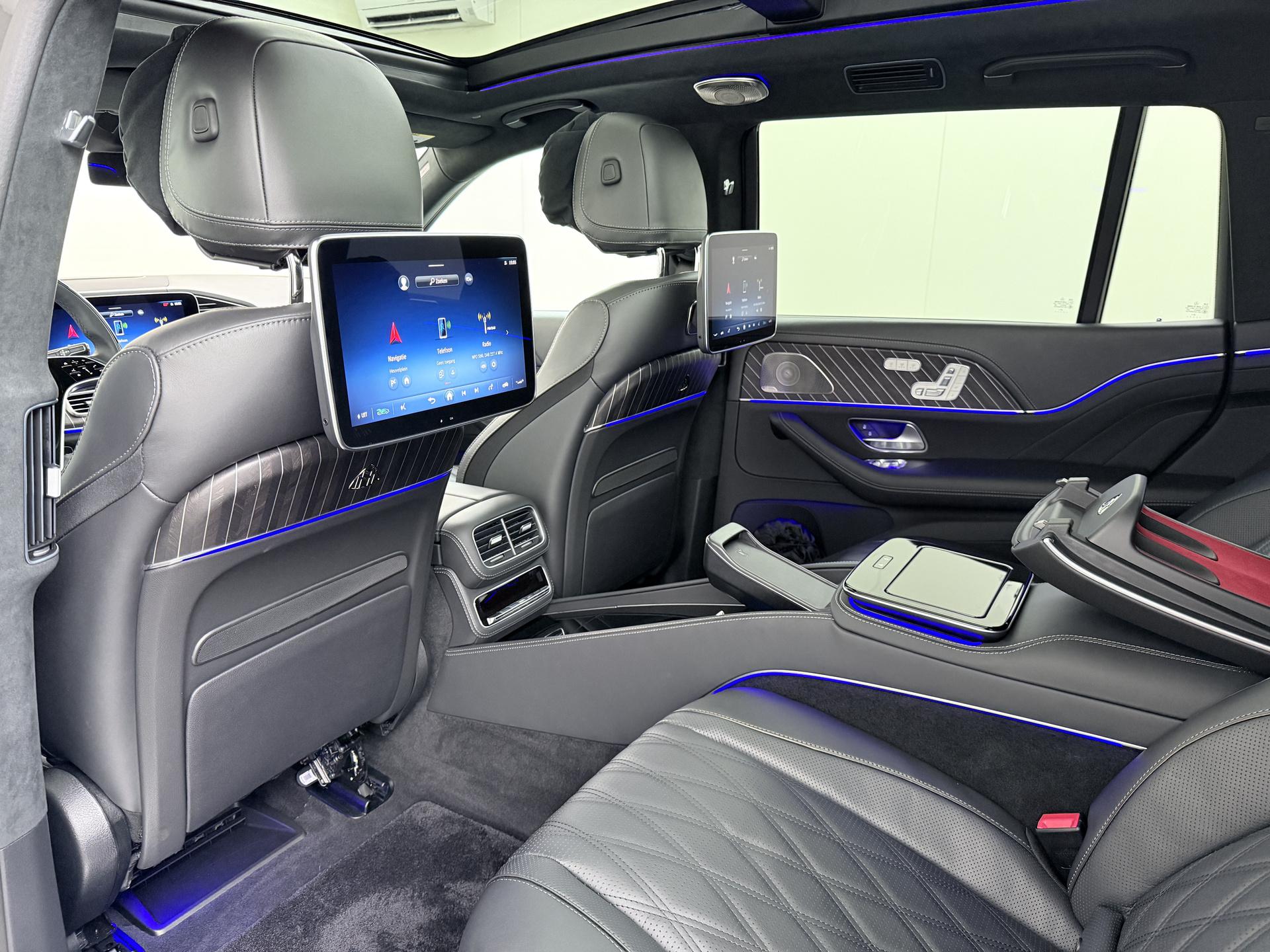 Mercedes-Benz GLS Maybach 600 4MATIC 5