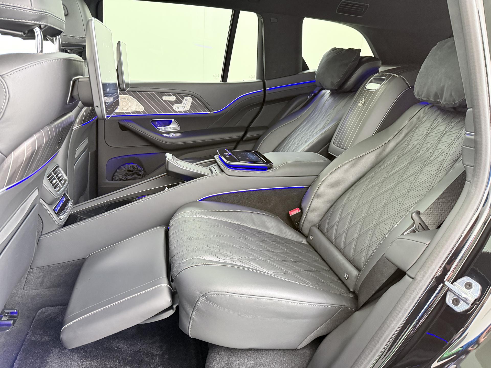 Mercedes-Benz GLS Maybach 600 4MATIC 7